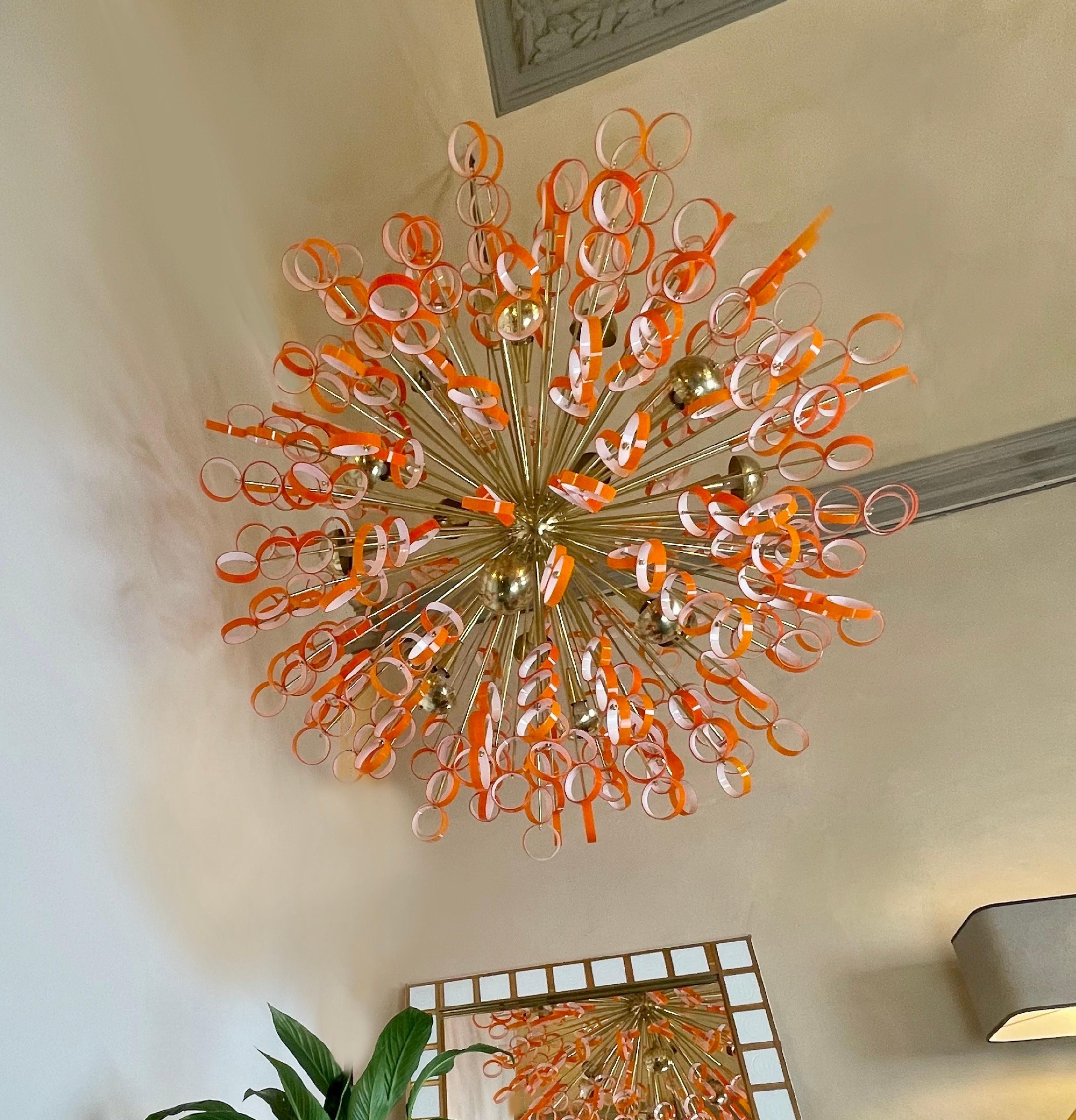 Late 20th Century Sputnik Chandelier in Jacketed Orange & White Glass by Vistosi For Sale 4