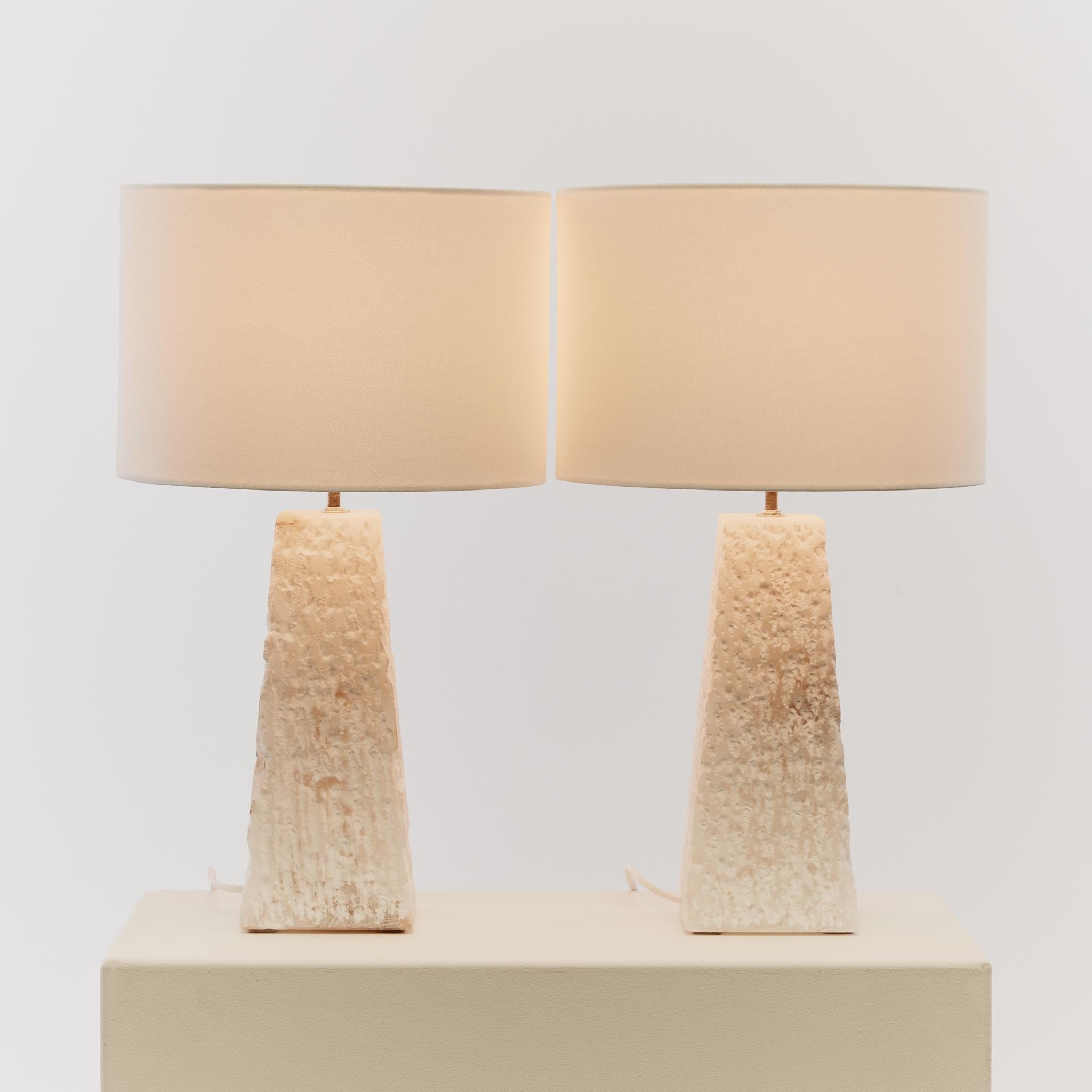 Linen Late 20th Century stippled alabaster stone table lamps