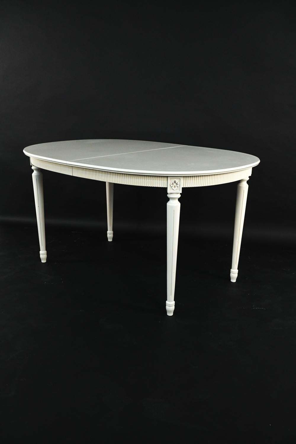 Late 20th Century Swedish Gustavian-Style Dining Suite by City Möbler AB 15