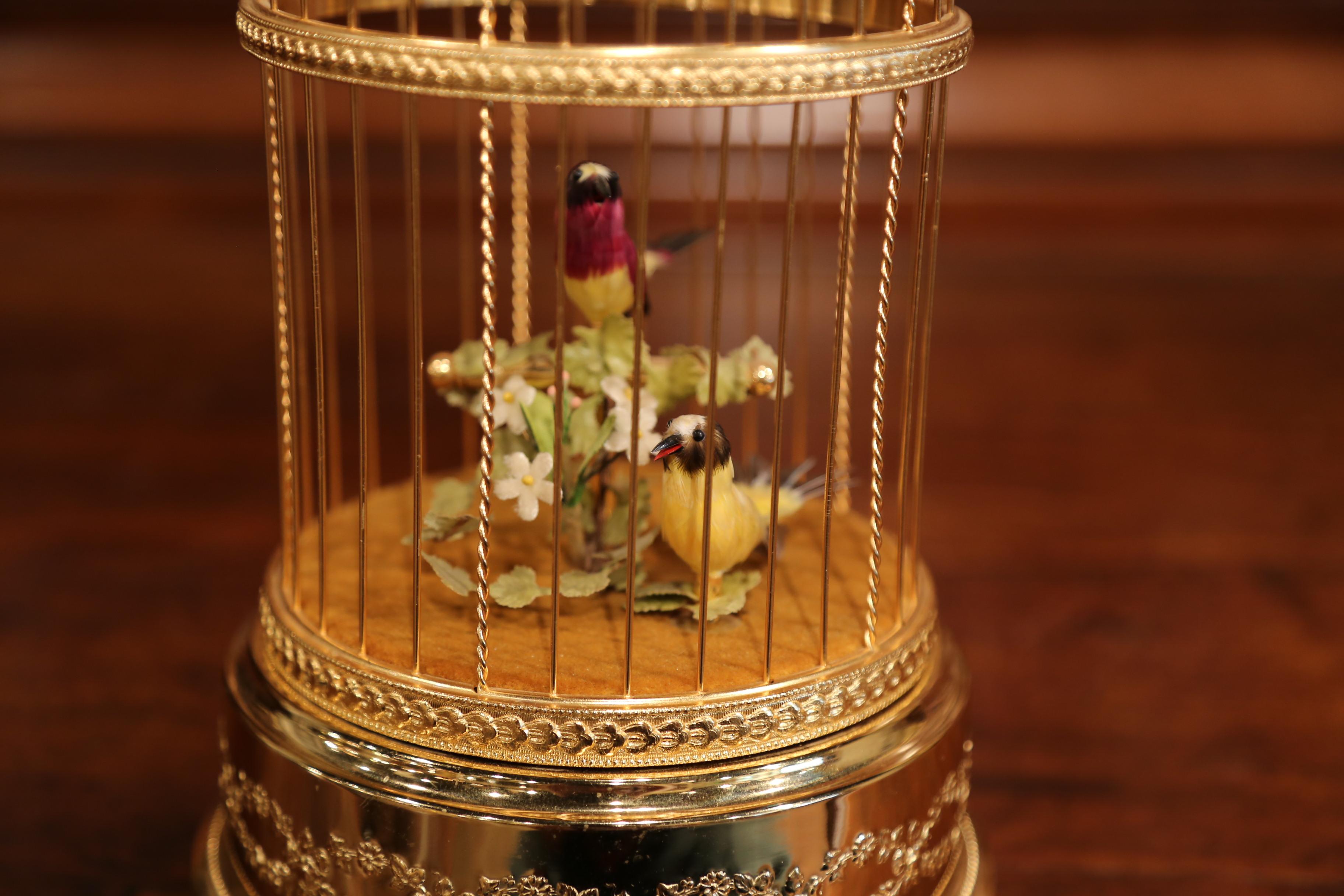 Late 20th Century Swiss Reuge Automaton Brass Cage with Two Singing Birds In Excellent Condition In Dallas, TX