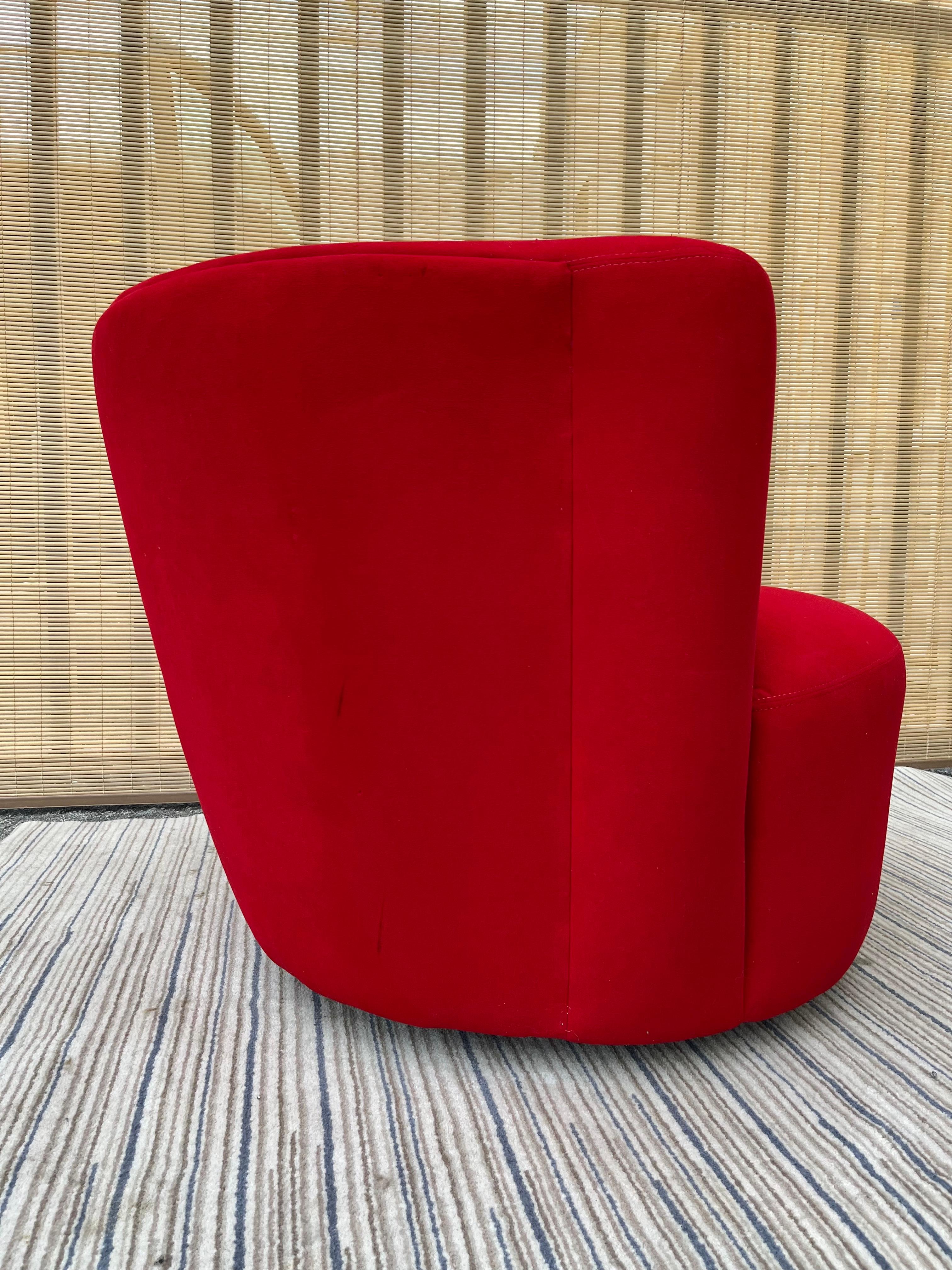 Late 20th Century Upholstered Swivel Chair For Sale 4