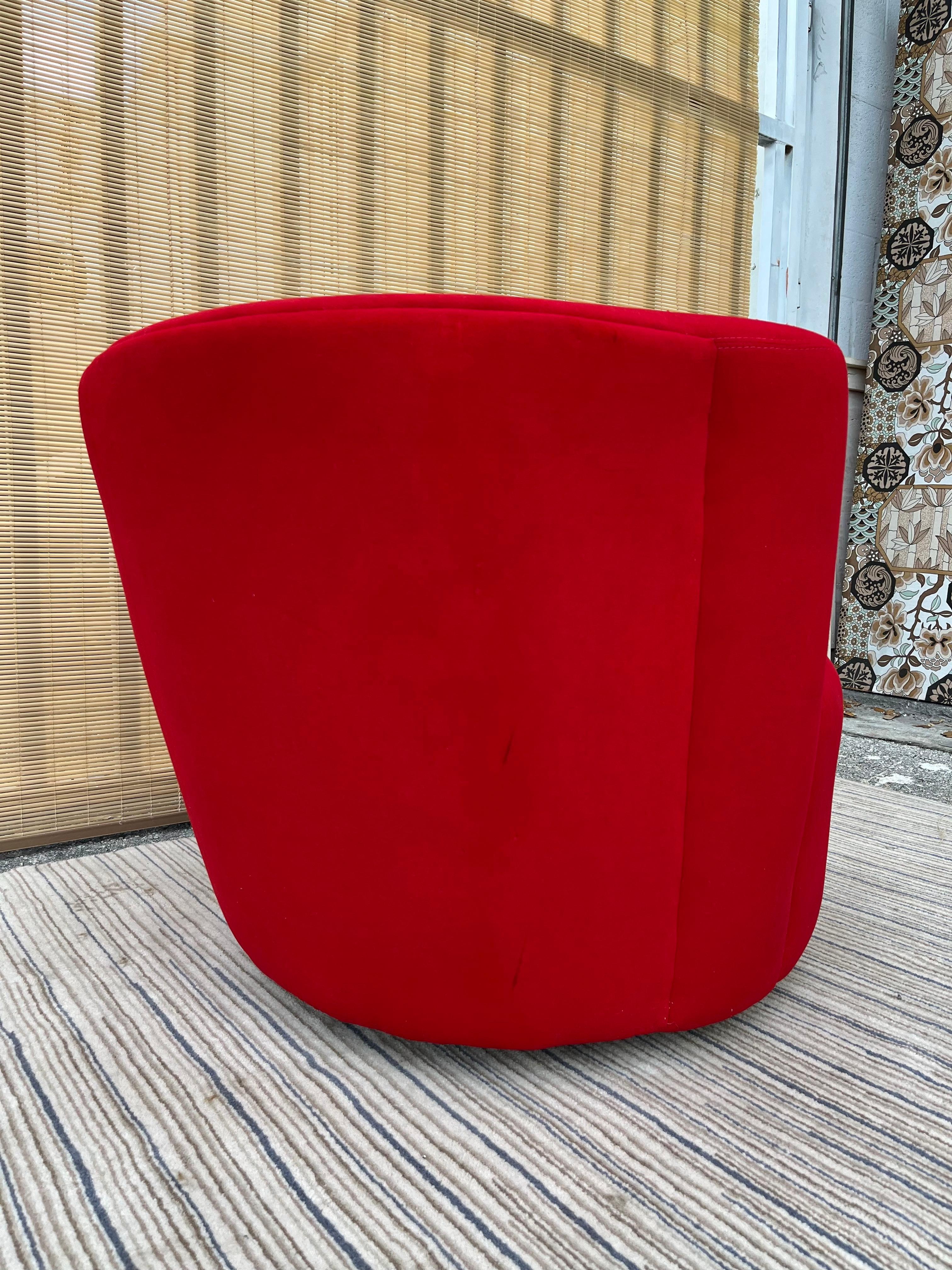 Late 20th Century Upholstered Swivel Chair For Sale 5