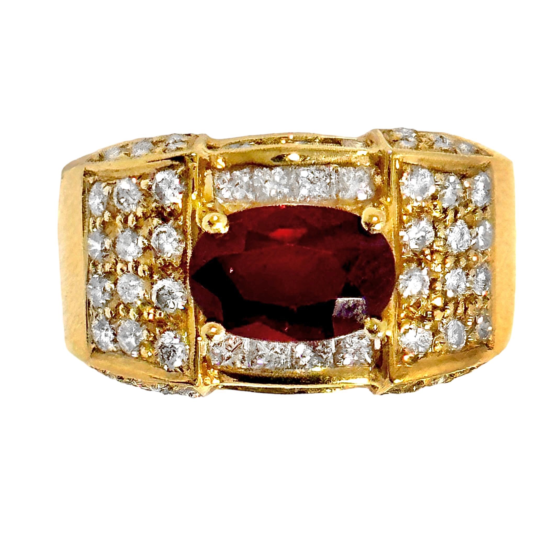 Modern Late-20th Century Tailored 18k Yellow Gold, Ruby and Diamond Cocktail Ring For Sale