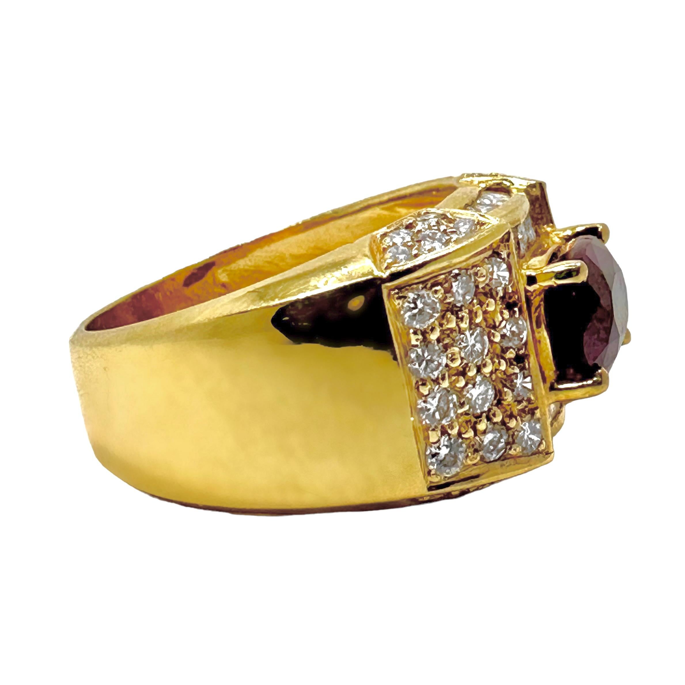 Late-20th Century Tailored 18k Yellow Gold, Ruby and Diamond Cocktail Ring For Sale 1