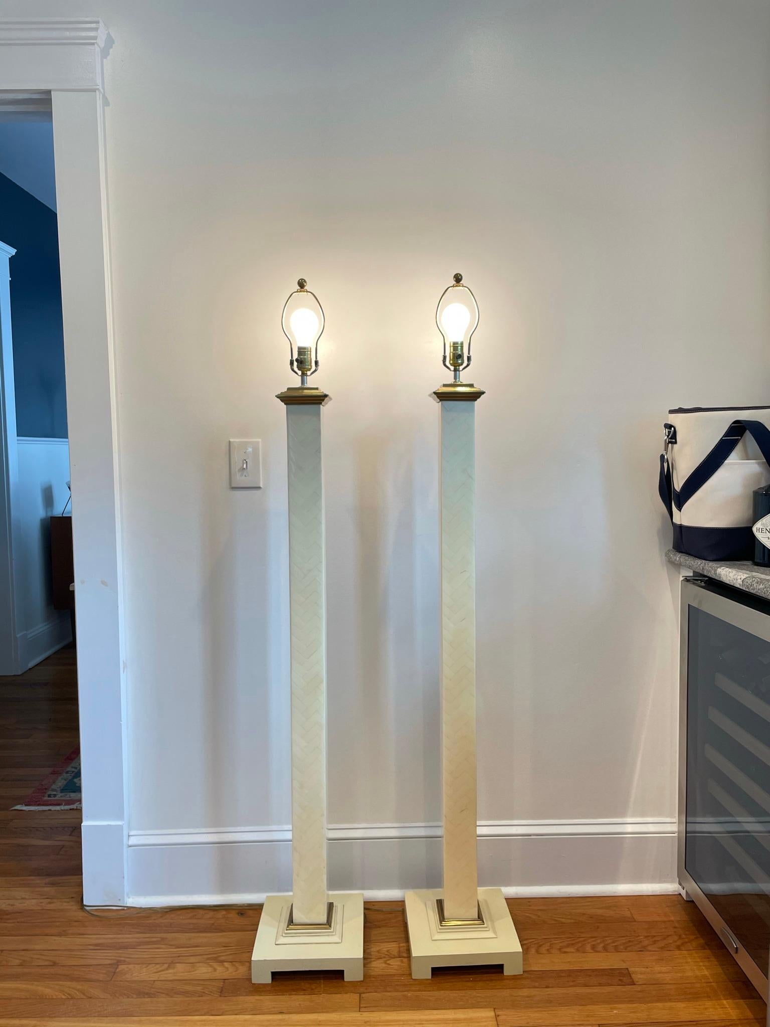 Tessellated Faux Bone and Brass Floor Lamps, a Pair For Sale 5
