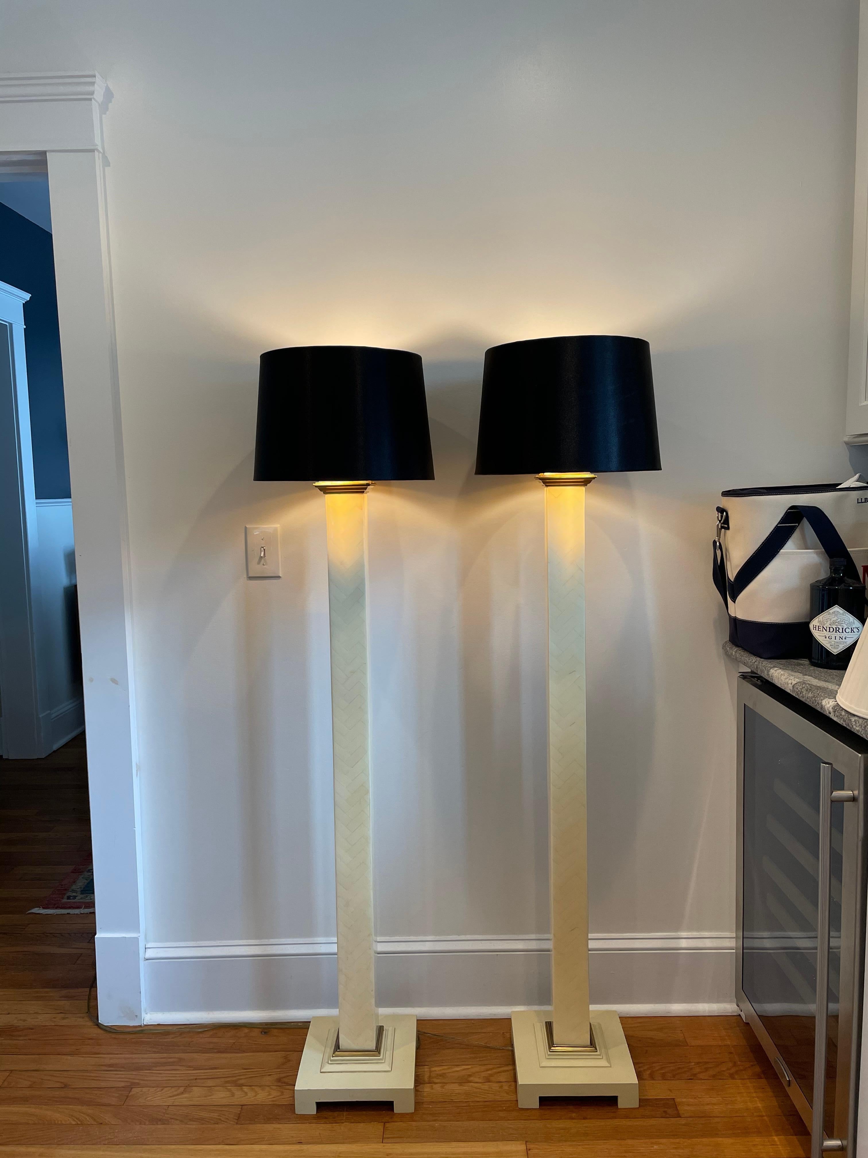 Tessellated Faux Bone and Brass Floor Lamps, a Pair For Sale 6