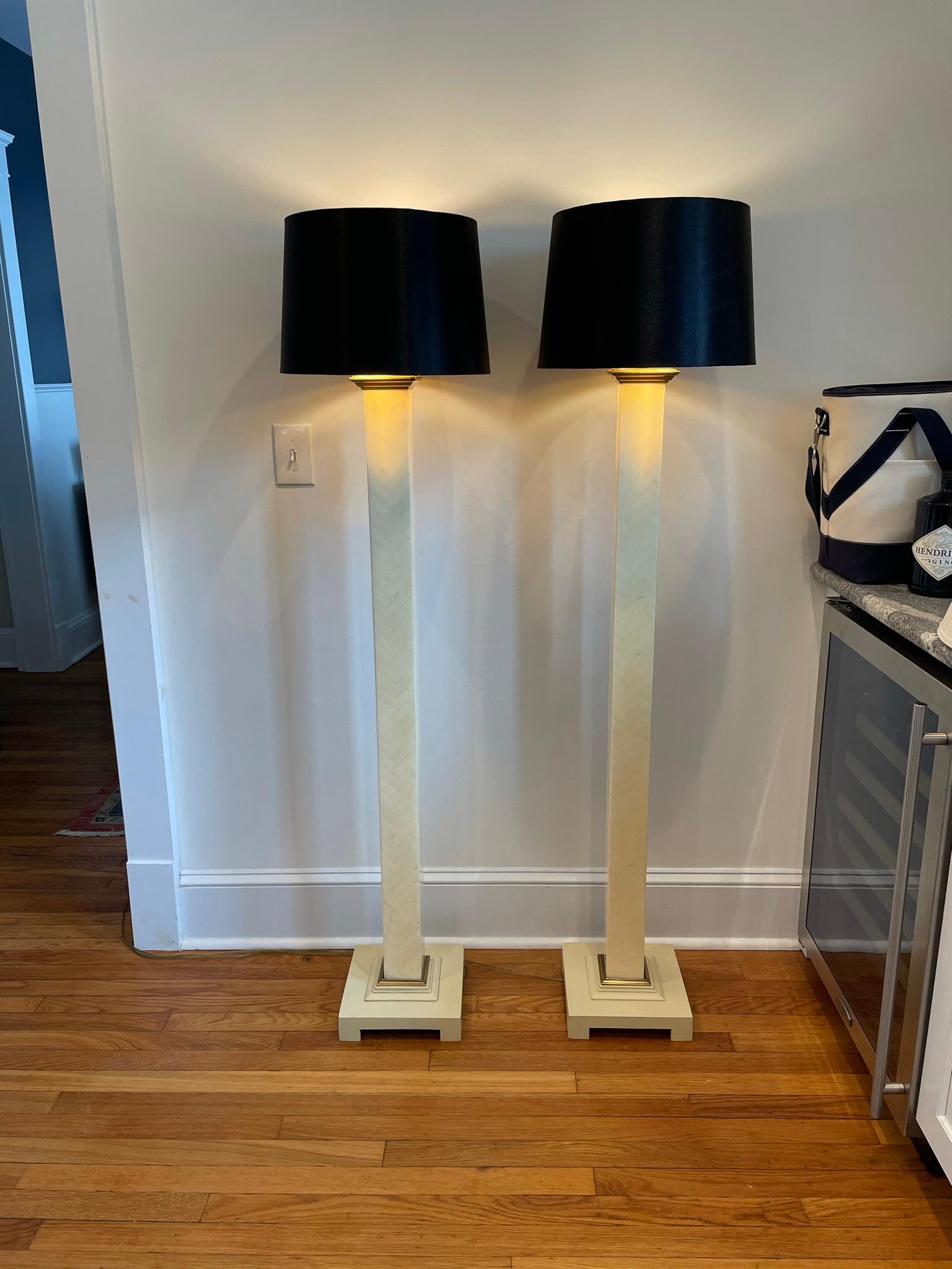 Tessellated Faux Bone and Brass Floor Lamps, a Pair For Sale 4