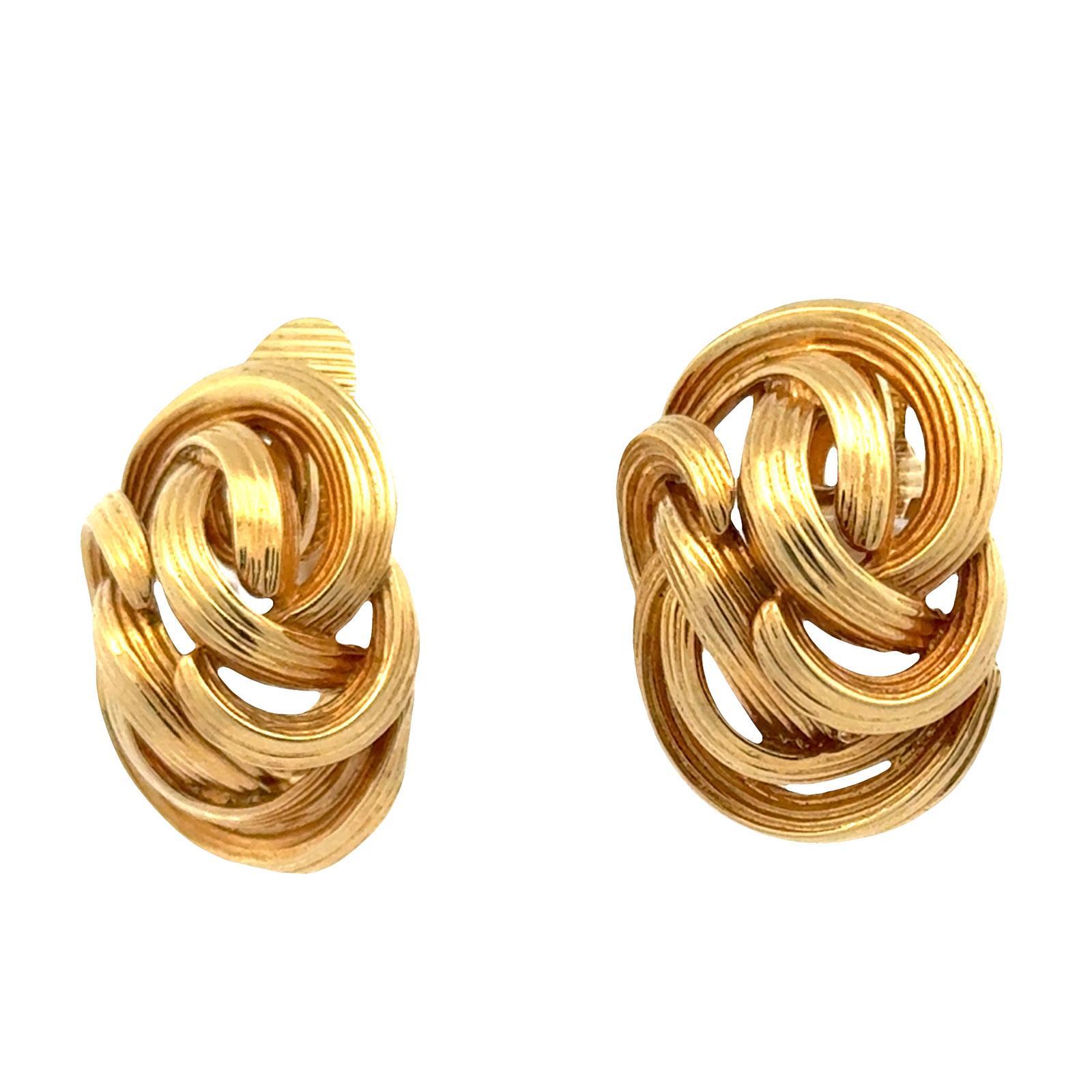 Donna Orecchini a clip con nodo in oro giallo 18 carati Tiffany & Company della fine del XX secolo in vendita