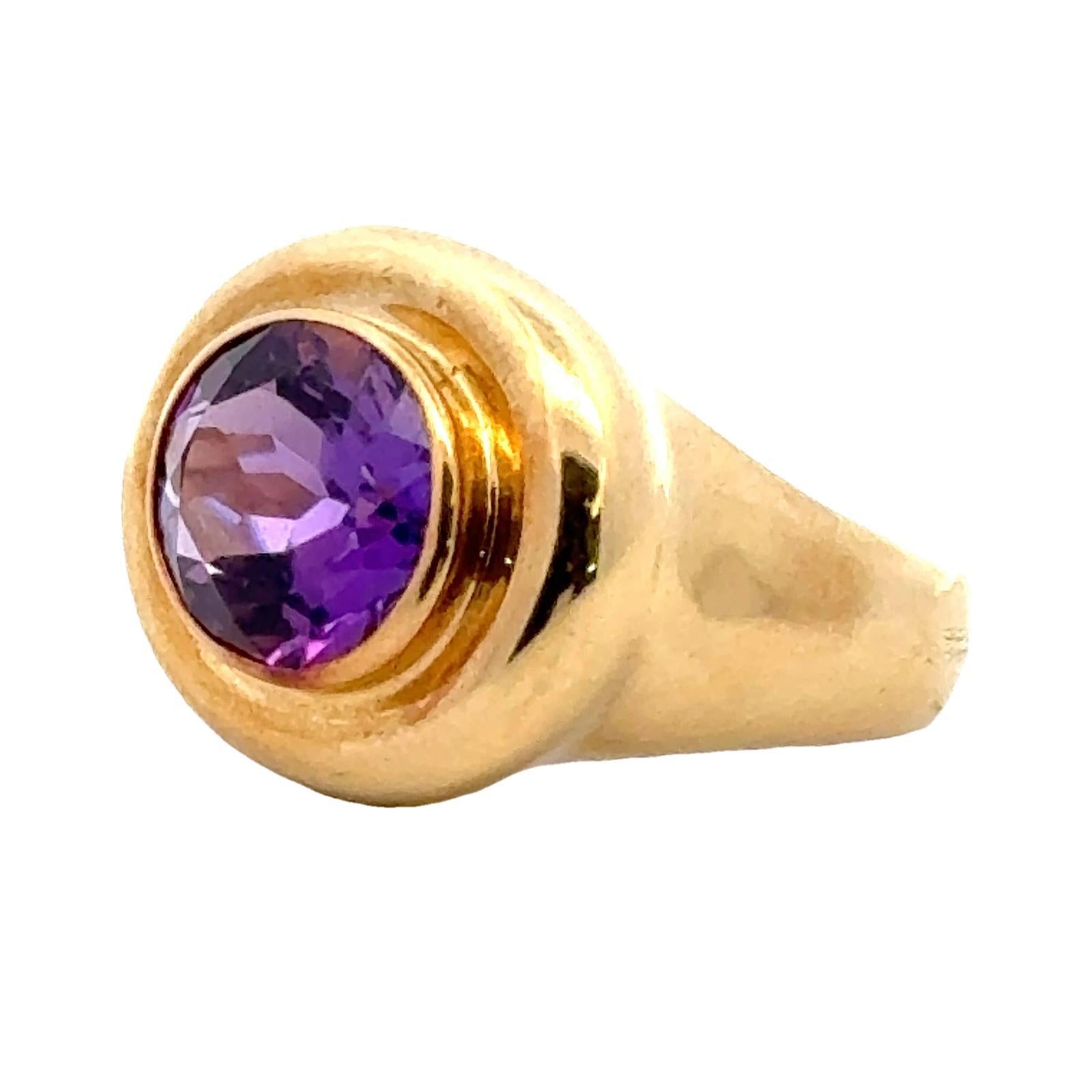 Modern Late 20th Century Tiffany & Company Paloma Piccaso Oval Amethyst 18KYG Ring