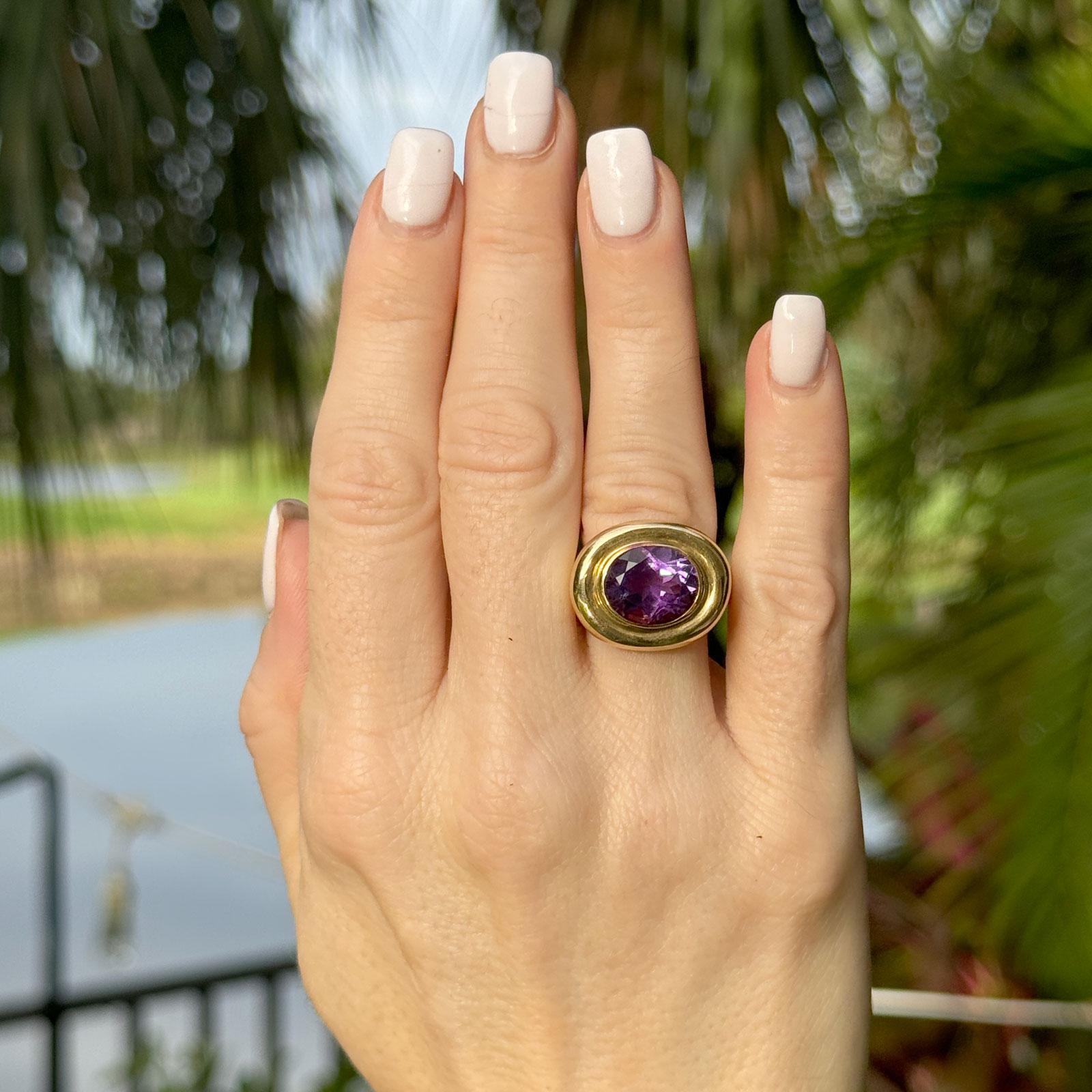 Oval Cut Late 20th Century Tiffany & Company Paloma Piccaso Oval Amethyst 18KYG Ring