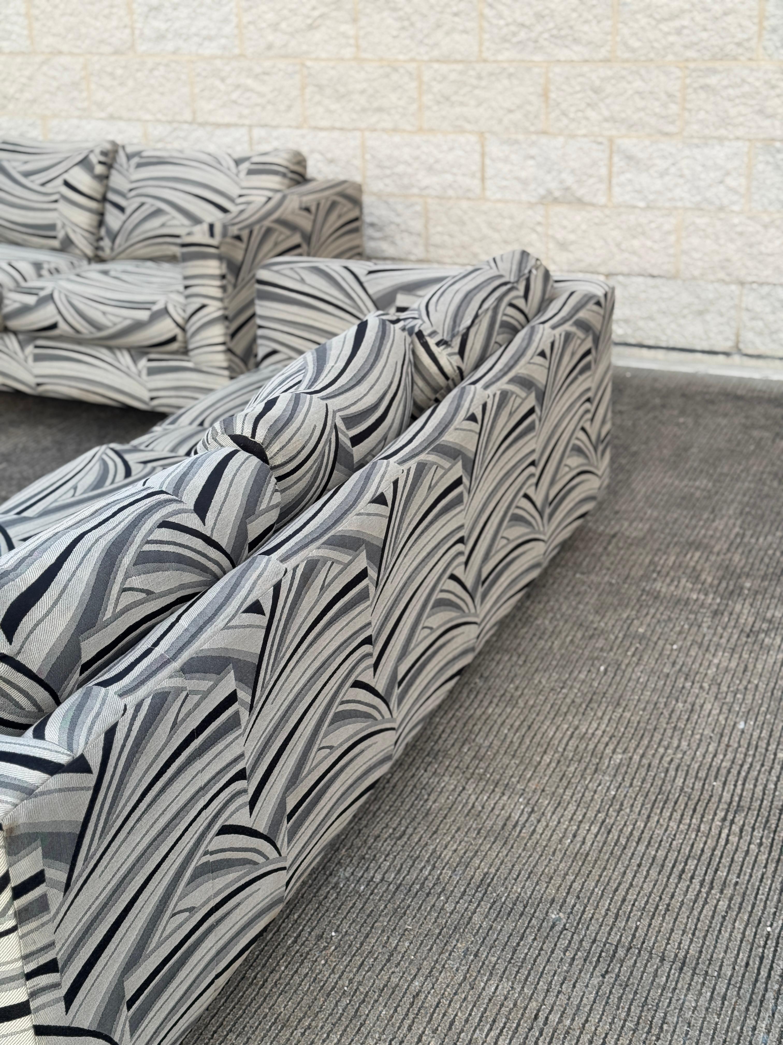 Late 20th-Century Tuxedo Sofas With Abstract Upholstery - Set of 2 For Sale 8