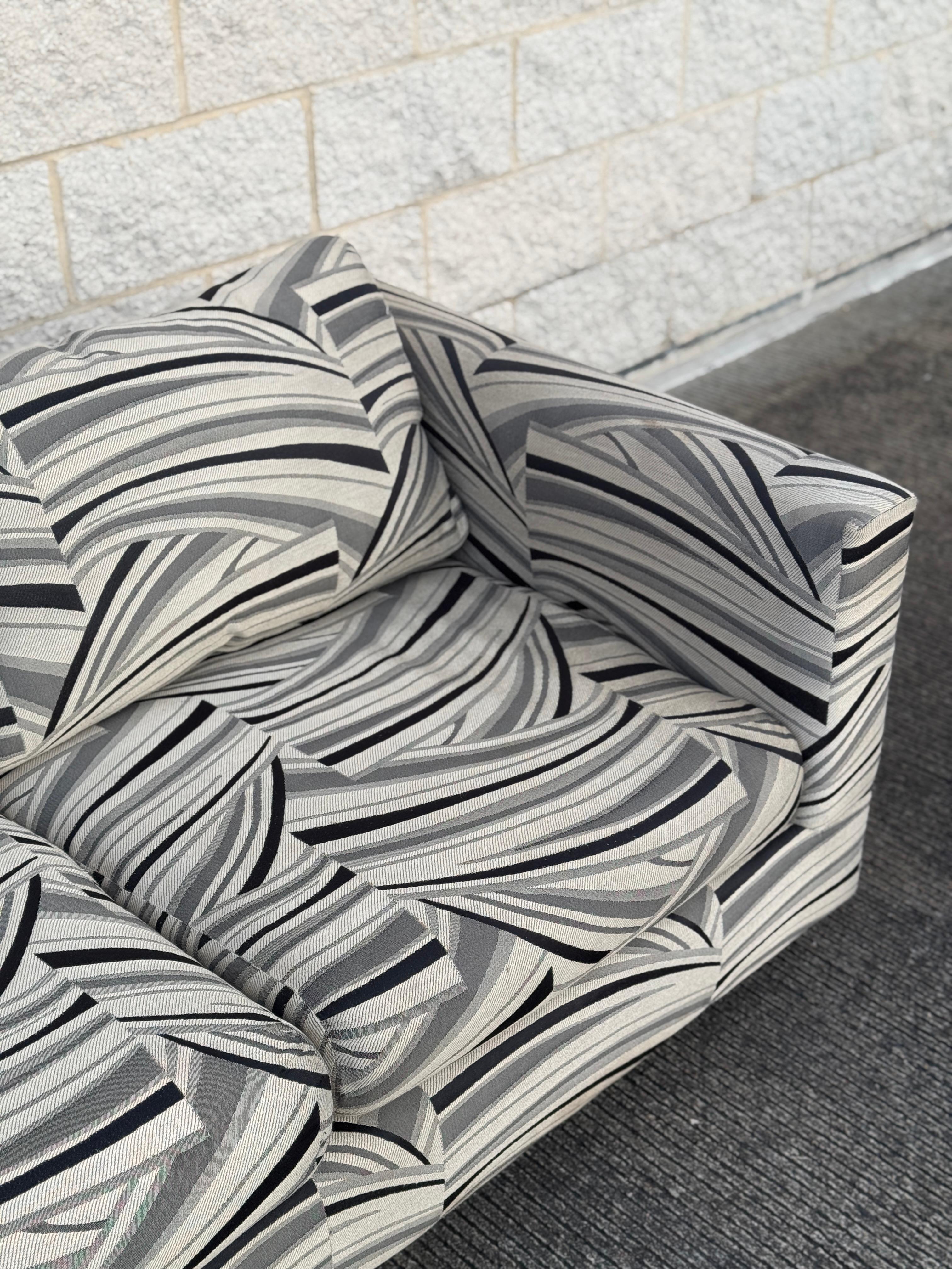 20th Century Late 20th-Century Tuxedo Sofas With Abstract Upholstery - Set of 2 For Sale