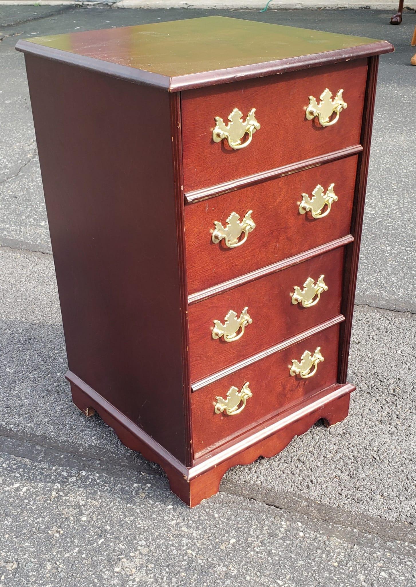 Avery cute two drawer Chippendale Style filing cabinet in good vintage condition in mahogany finish. Measures 16.5