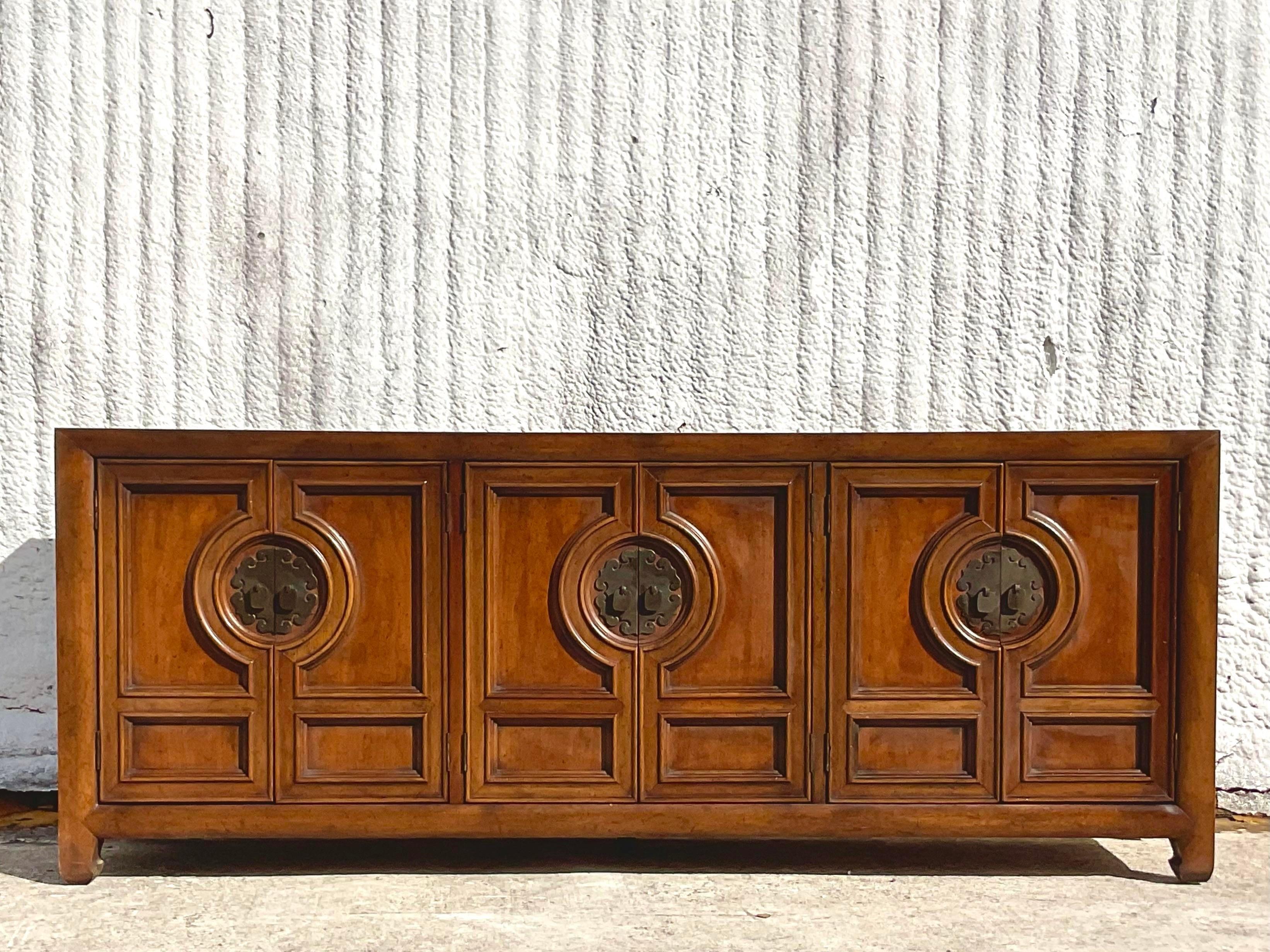 Late 20th Century Vintage Asian Century Furniture Medallion Credenza In Good Condition For Sale In west palm beach, FL