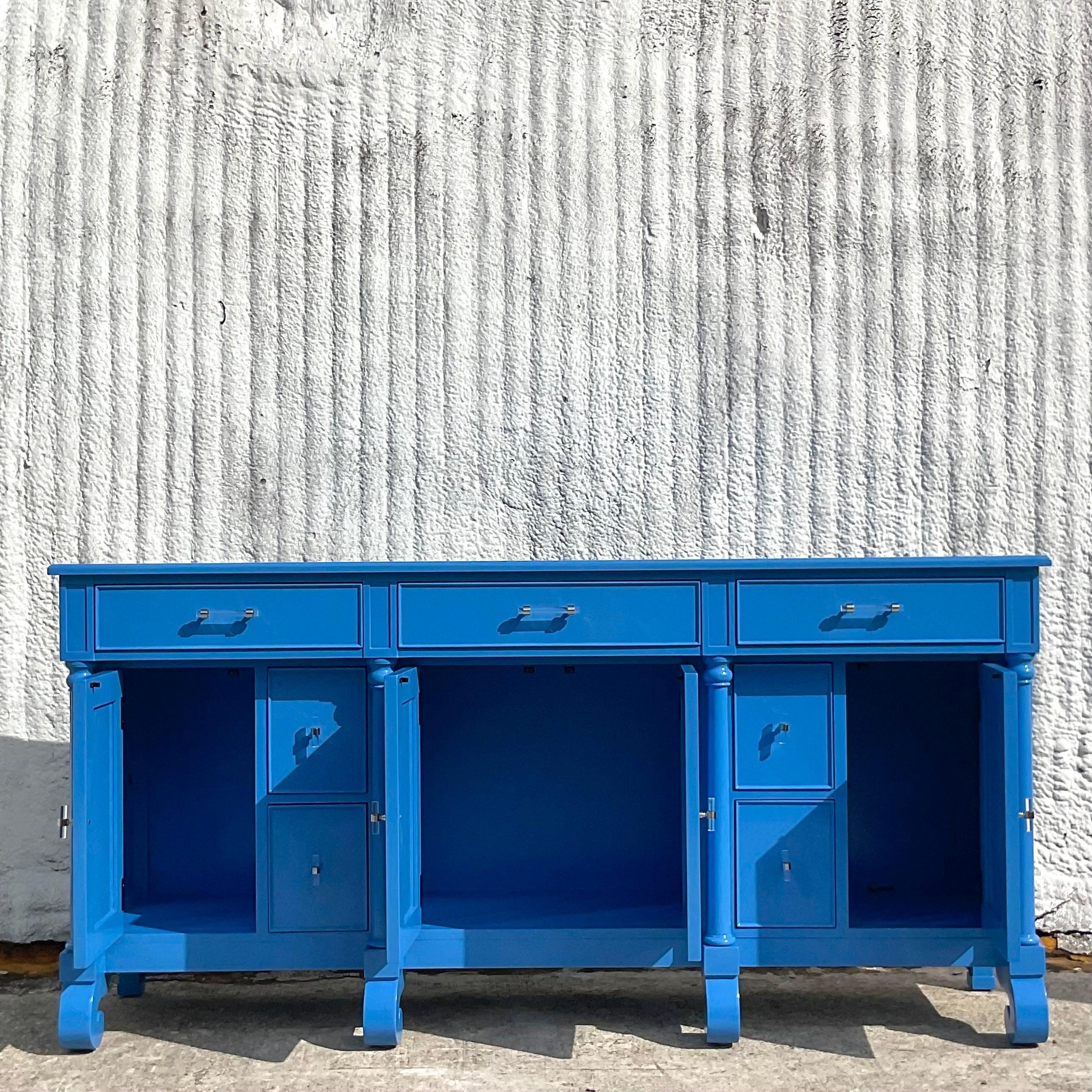 Late 20th Century Vintage Boho Bernhardt Gloss Lacquered Blue Credenza For Sale 4