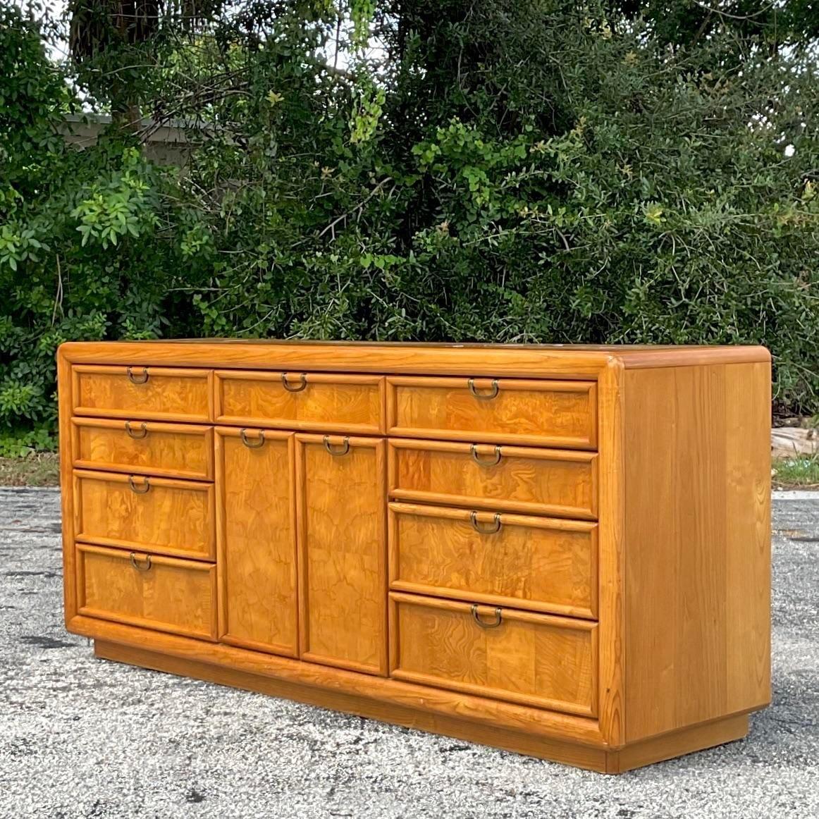 Late 20th Century Vintage Boho Broyhill Burl Wood Gentlemen’s Chest In Good Condition For Sale In west palm beach, FL