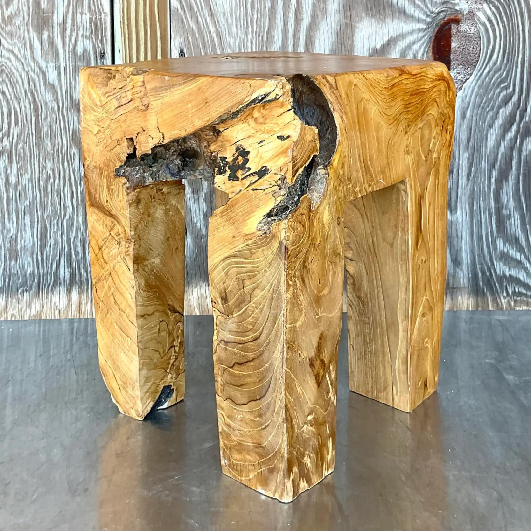 20ième siècle Fin du 20ème siècle Vintage Boho Distressed Wood Drinks Table en vente