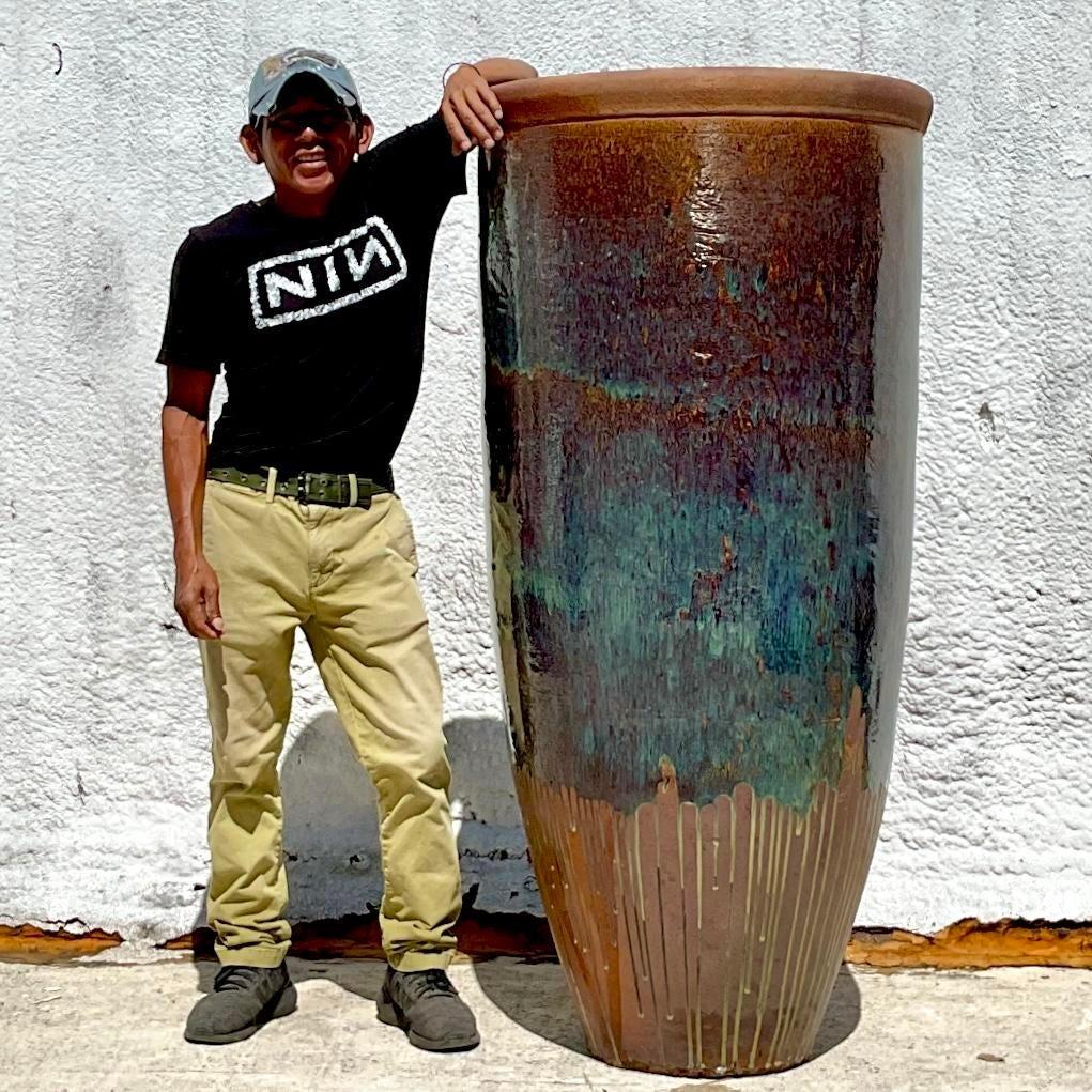 Vaso monumentale in ceramica smaltata Boho della fine del XX secolo in vendita 1