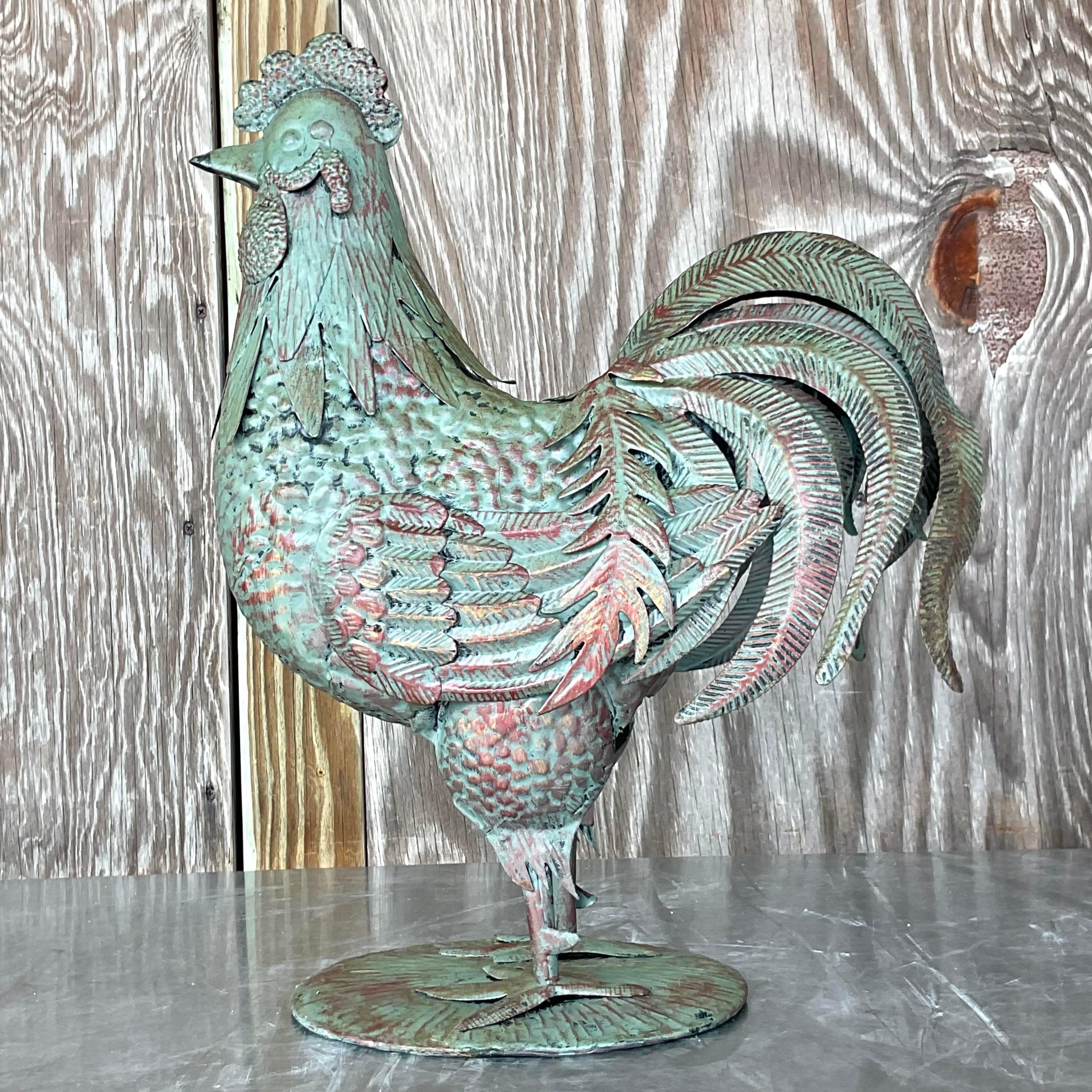 Patiné Fin du 20ème siècle Vintage Boho Coq en étain patiné