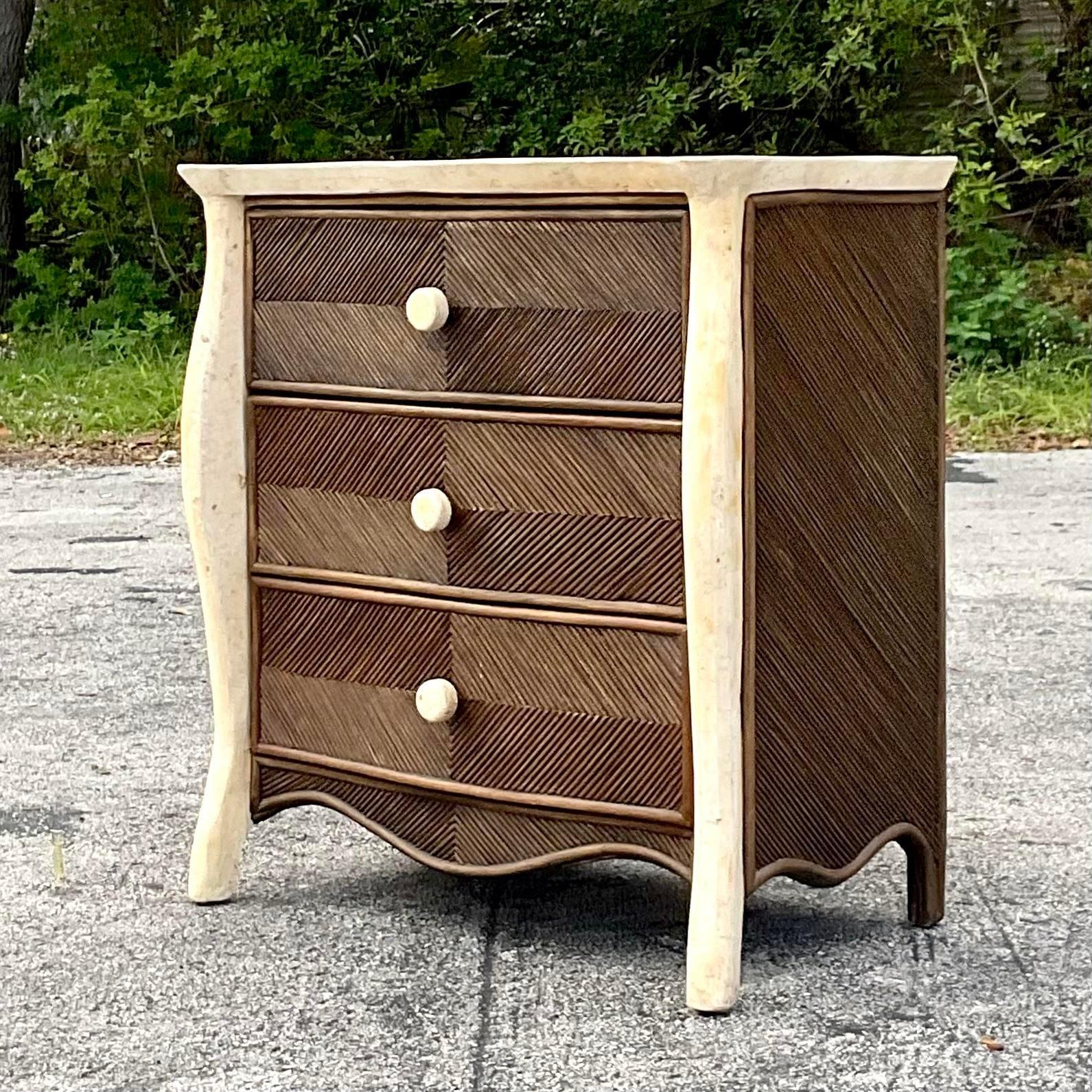 XX secolo Late 20th Century Vintage Coastal Chevron Pencil Reed Chest of Drawers in vendita