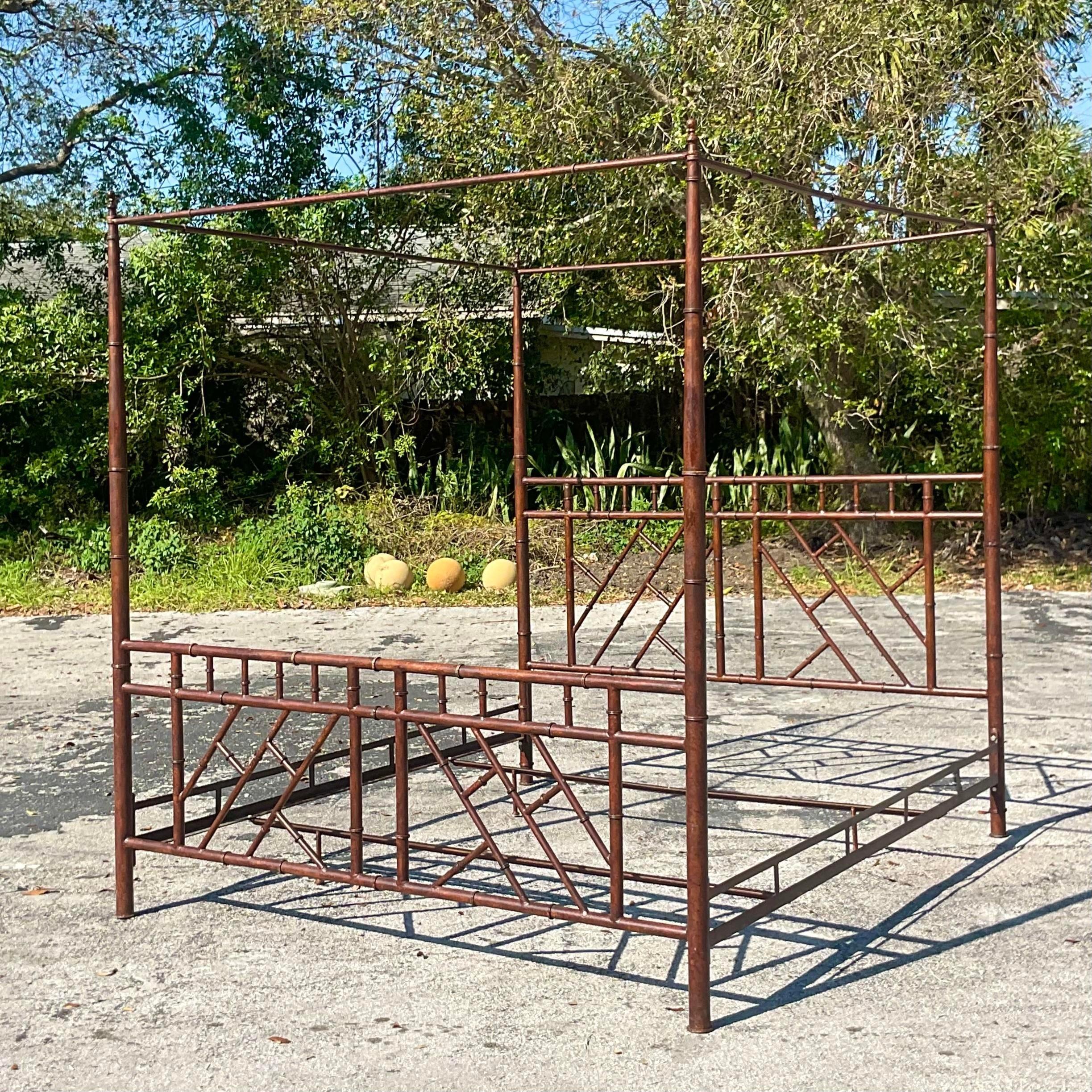 Late 20th Century Vintage Coastal Chinese Chippendale King Canopy Bed In Good Condition In west palm beach, FL
