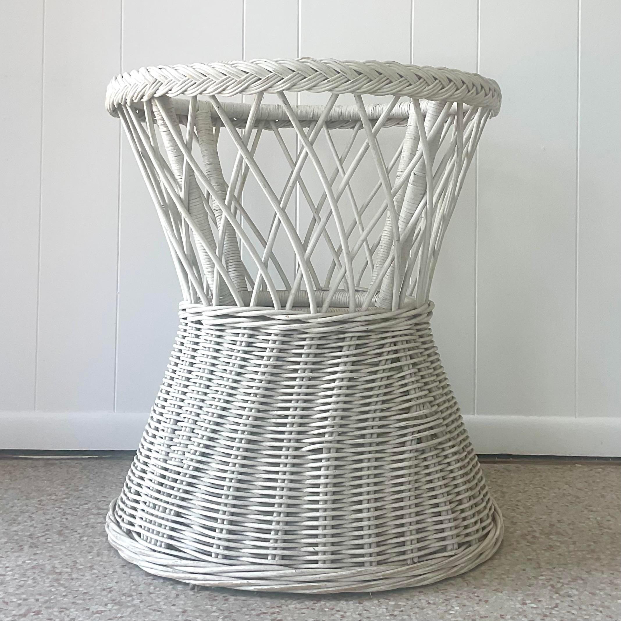 Late 20th Century Vintage Coastal Rattan Dining Table Pedestal In Good Condition For Sale In west palm beach, FL