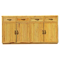 Credenza de cuatro puertas de ratán costero vintage de finales del siglo XX