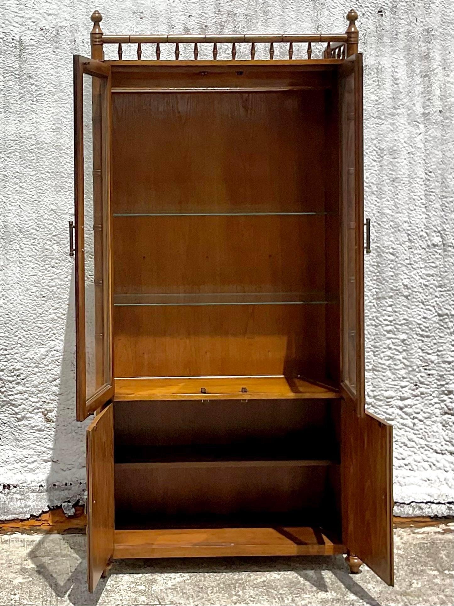 Late 20th Century Vintage Coastal Thomasville Carved Bamboo Display Cabinet In Good Condition In West Palm Beach, FL