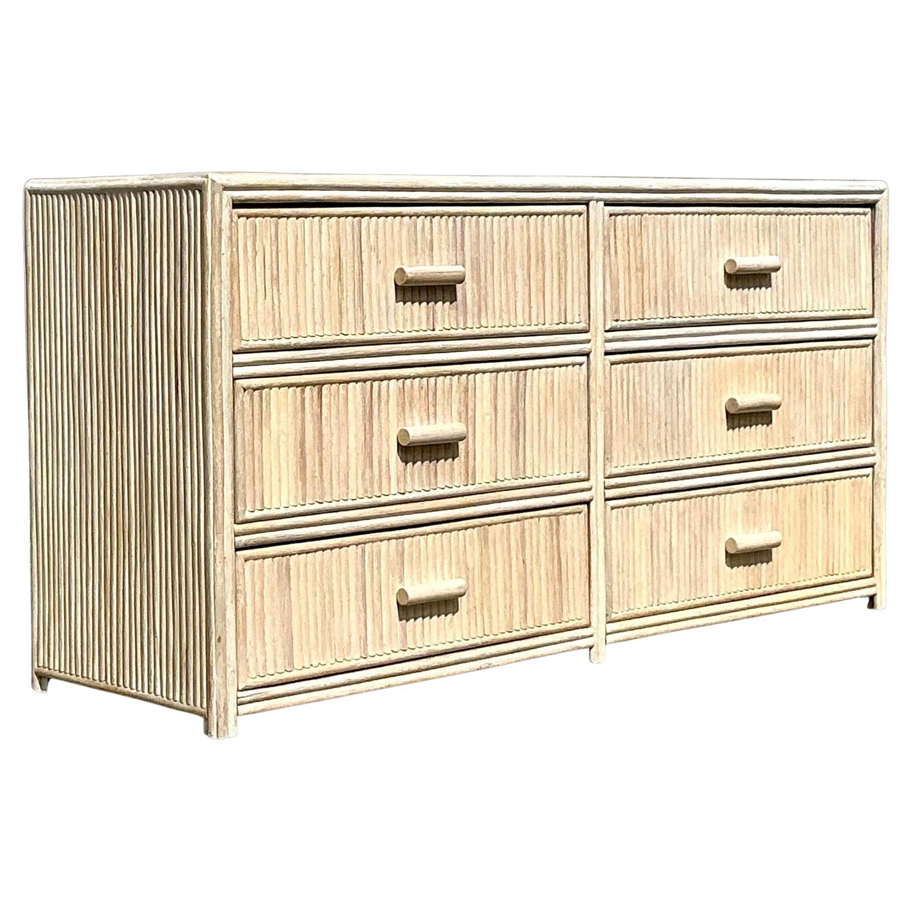 Fin du 20ème siècle Vintage Coastal Washed Pretzel Rattan Dresser