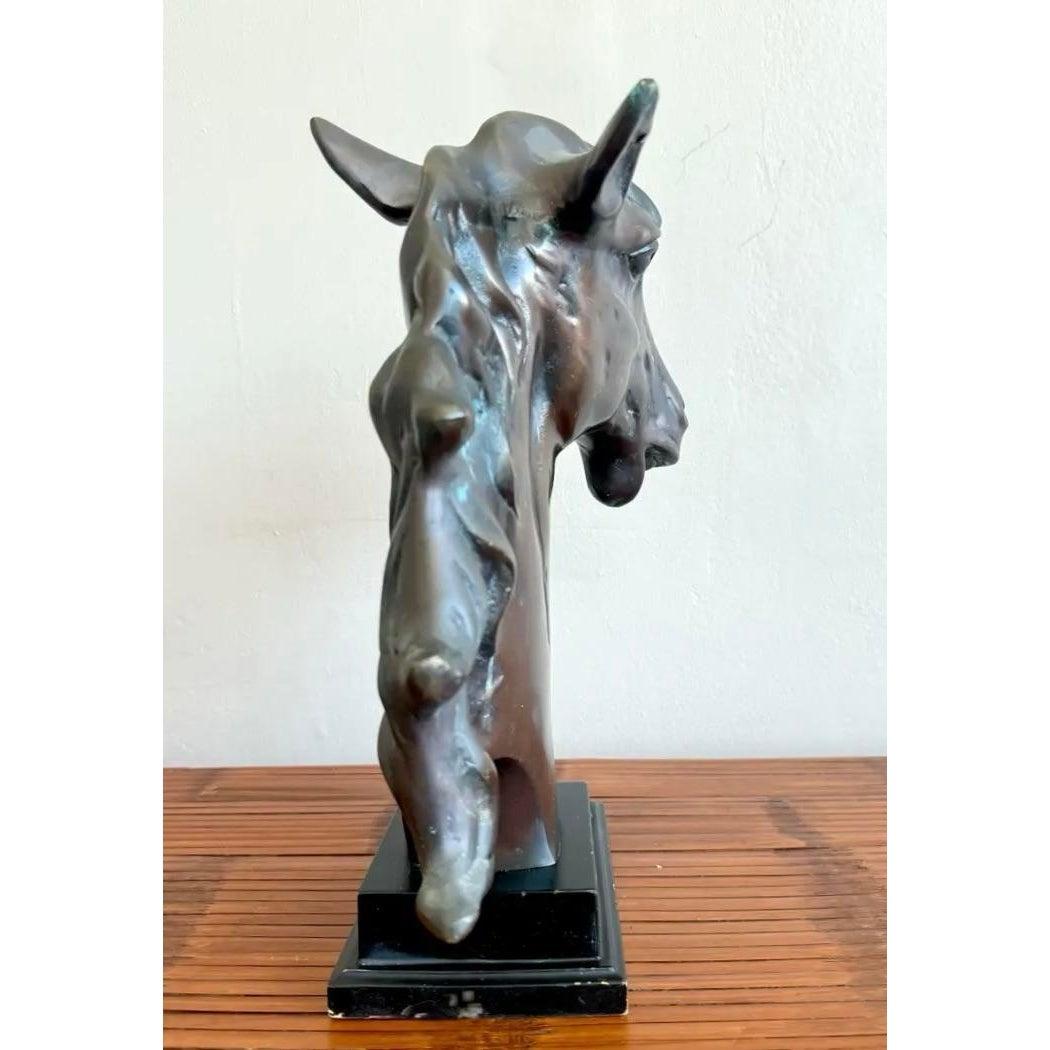 Americano Statua di cavallo vintage della fine del XX secolo in vendita