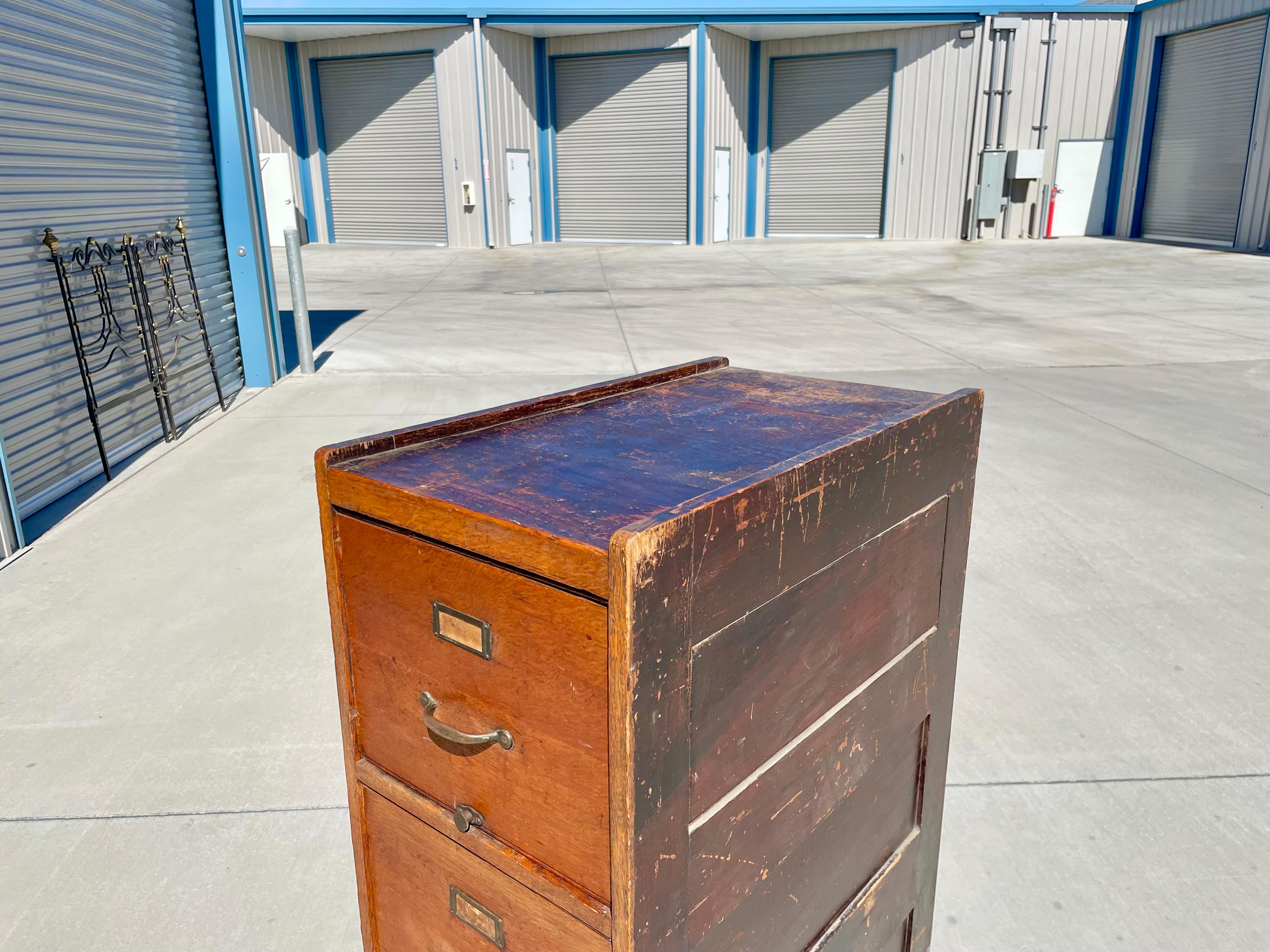 Late 20th Century Vintage Oak Office File Cabinet 1
