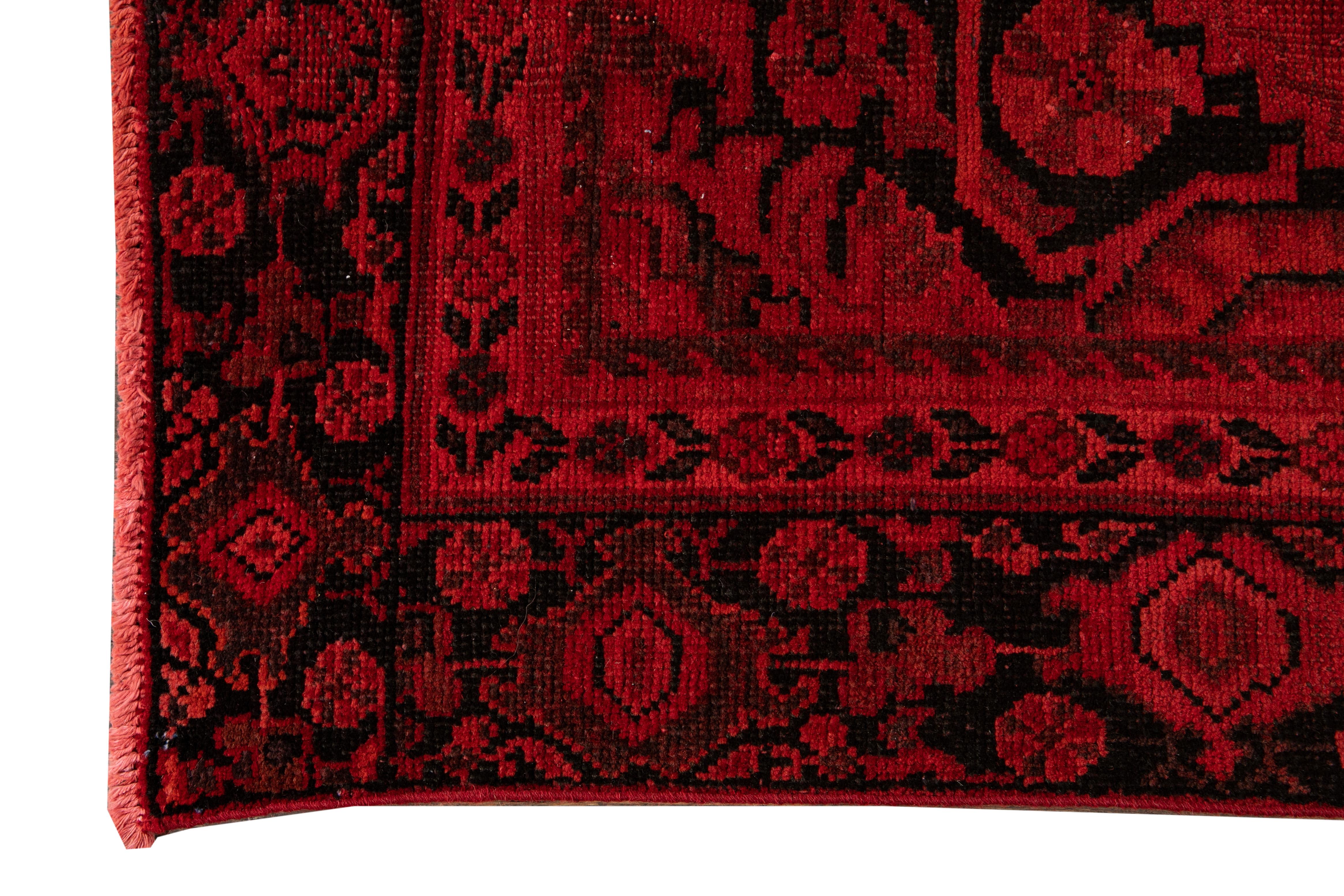 Spätes 20. Jahrhundert Vintage Overdyed Wollteppich (Asiatisch) im Angebot