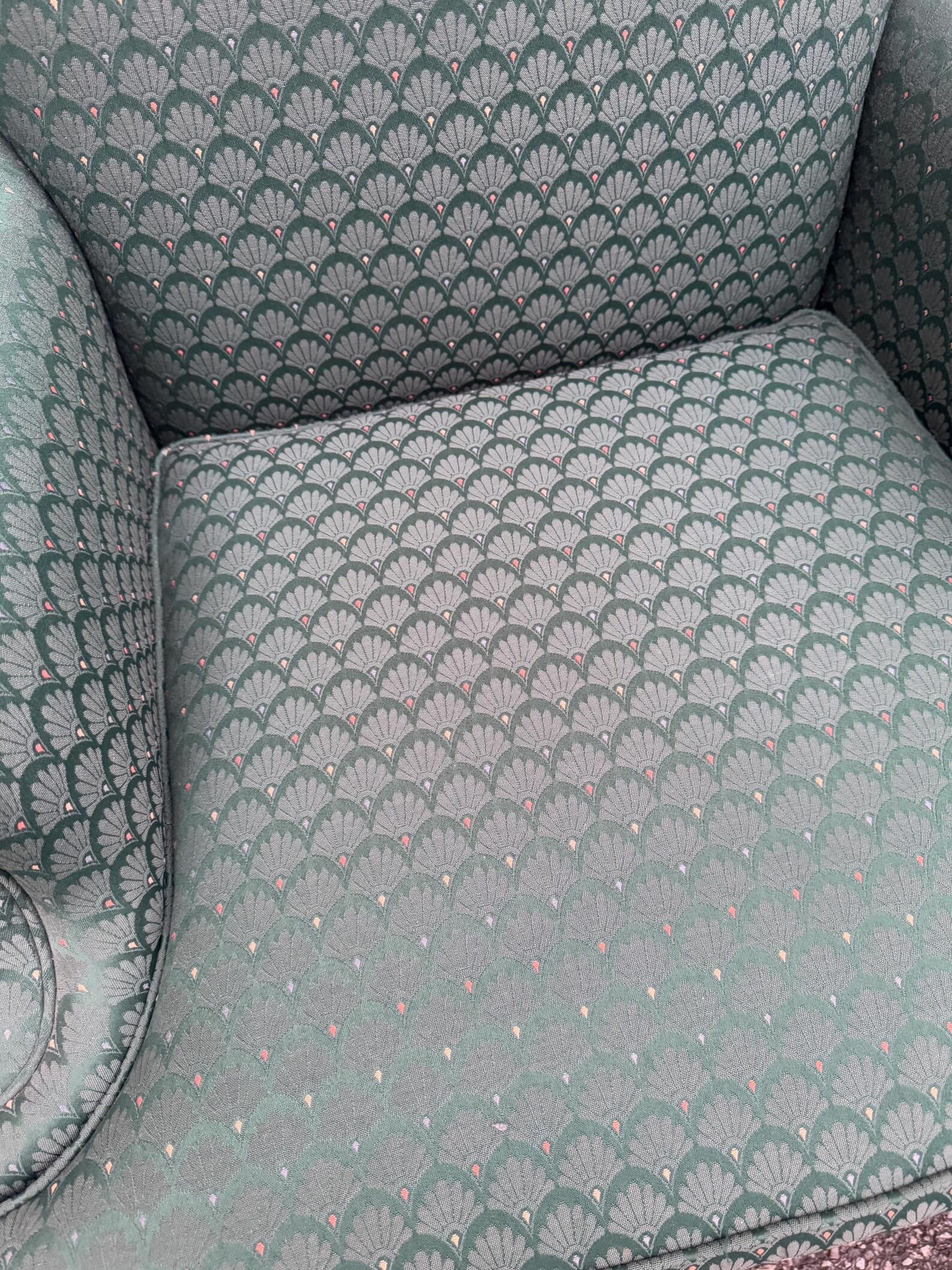 Late 20th Century Vintage Pair of Wingback Chairs in Green Jacquard Upholstery For Sale 4