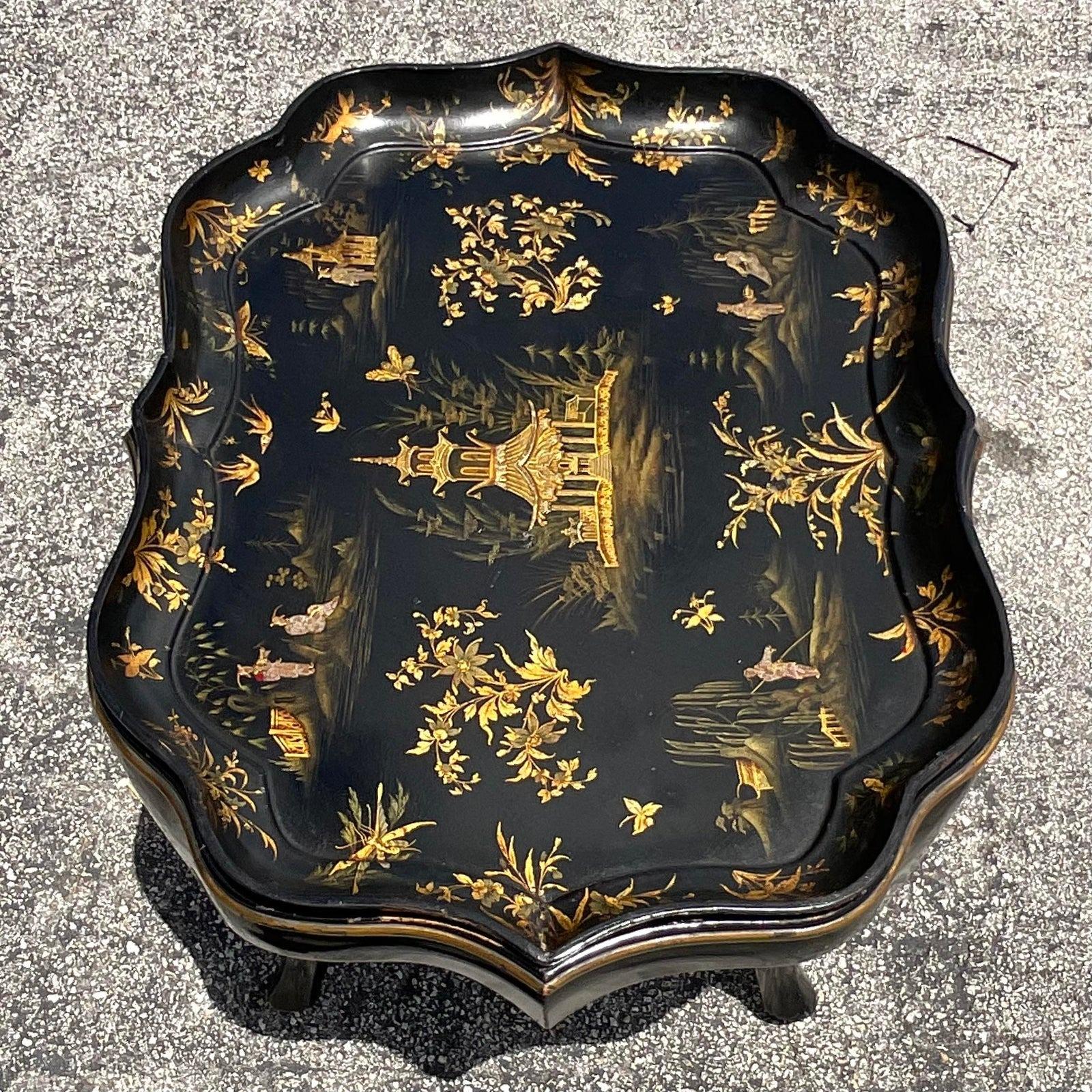 Late 20th Century Vintage Regency Gilt Paper Mache Tray Table For Sale 1