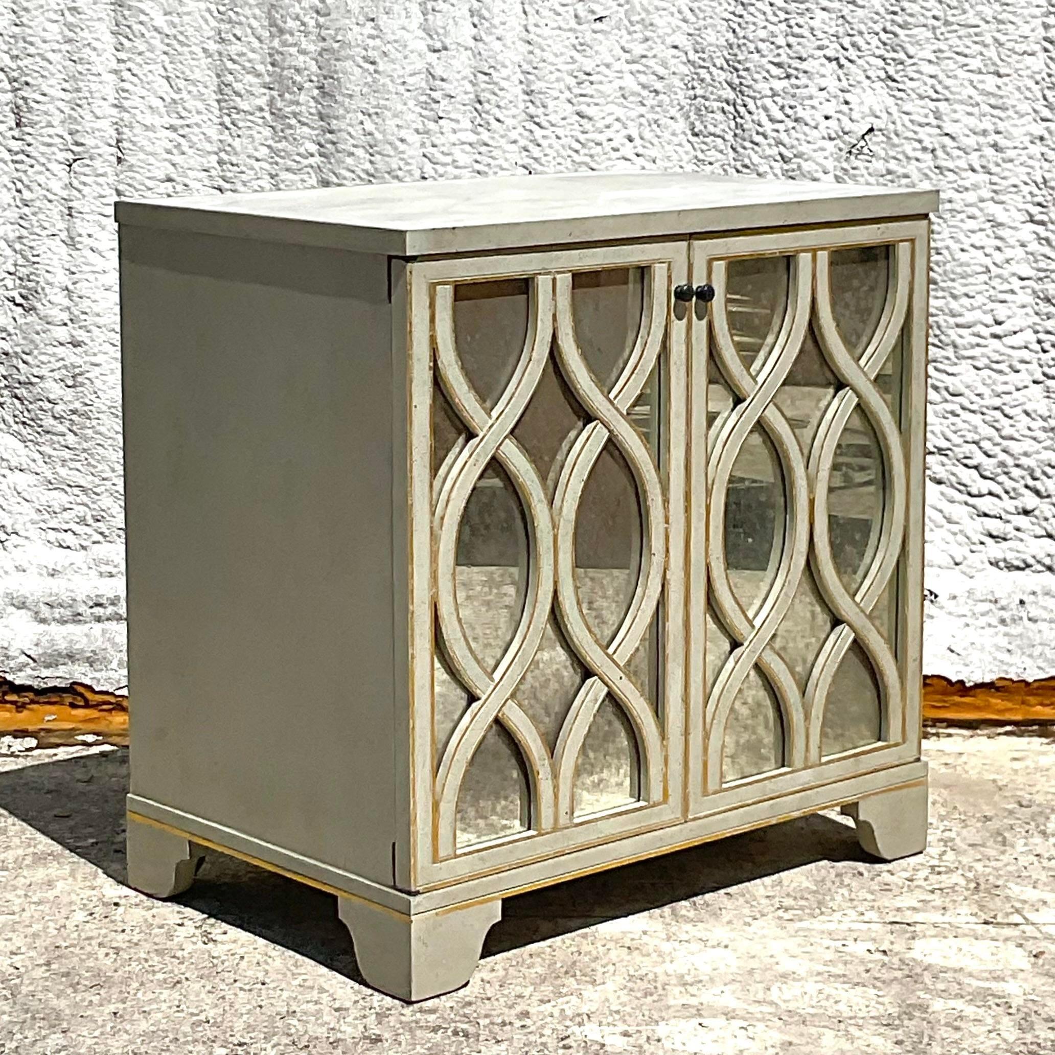 Late 20th Century Vintage Regency Gilt Tipped Cabinet For Sale 5