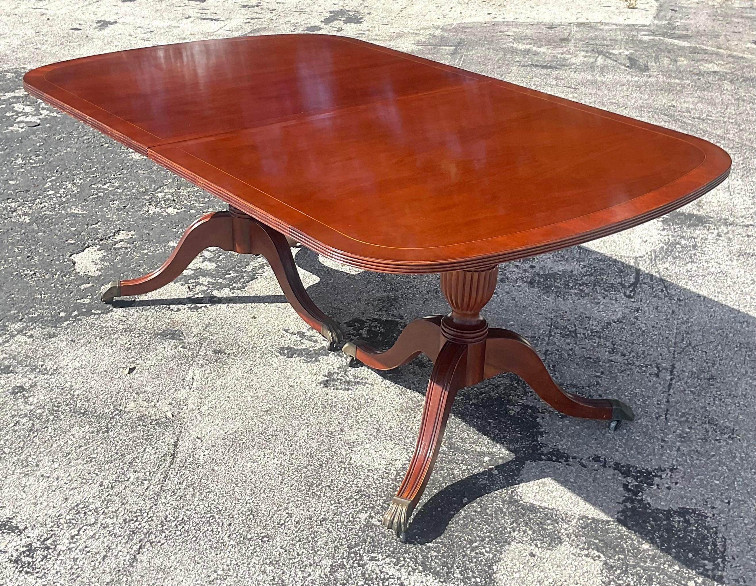 Late 20th Century Vintage Regency Lexington Duncan Phyfe Dining Table In Good Condition For Sale In west palm beach, FL