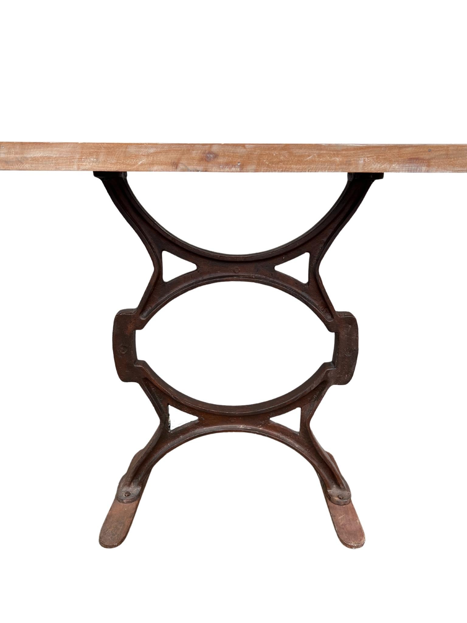 Late 20th Century Vintage Rustic Cast Iron Console Table In Good Condition For Sale In Alpharetta, GA