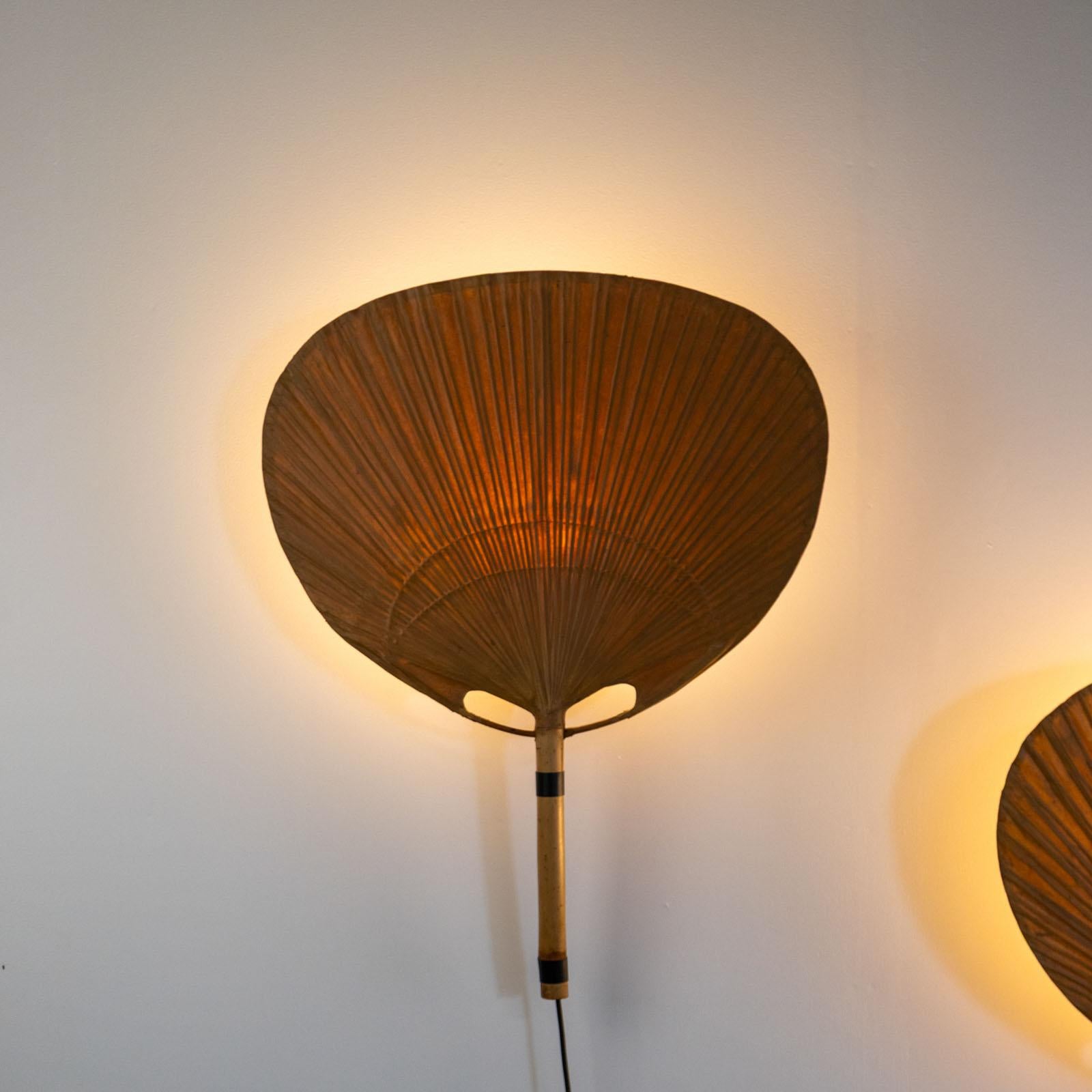 Late 20th Century Wall Lamps Model Uchiwa III by Ingo Maurer for Design M In Good Condition For Sale In New York, NY