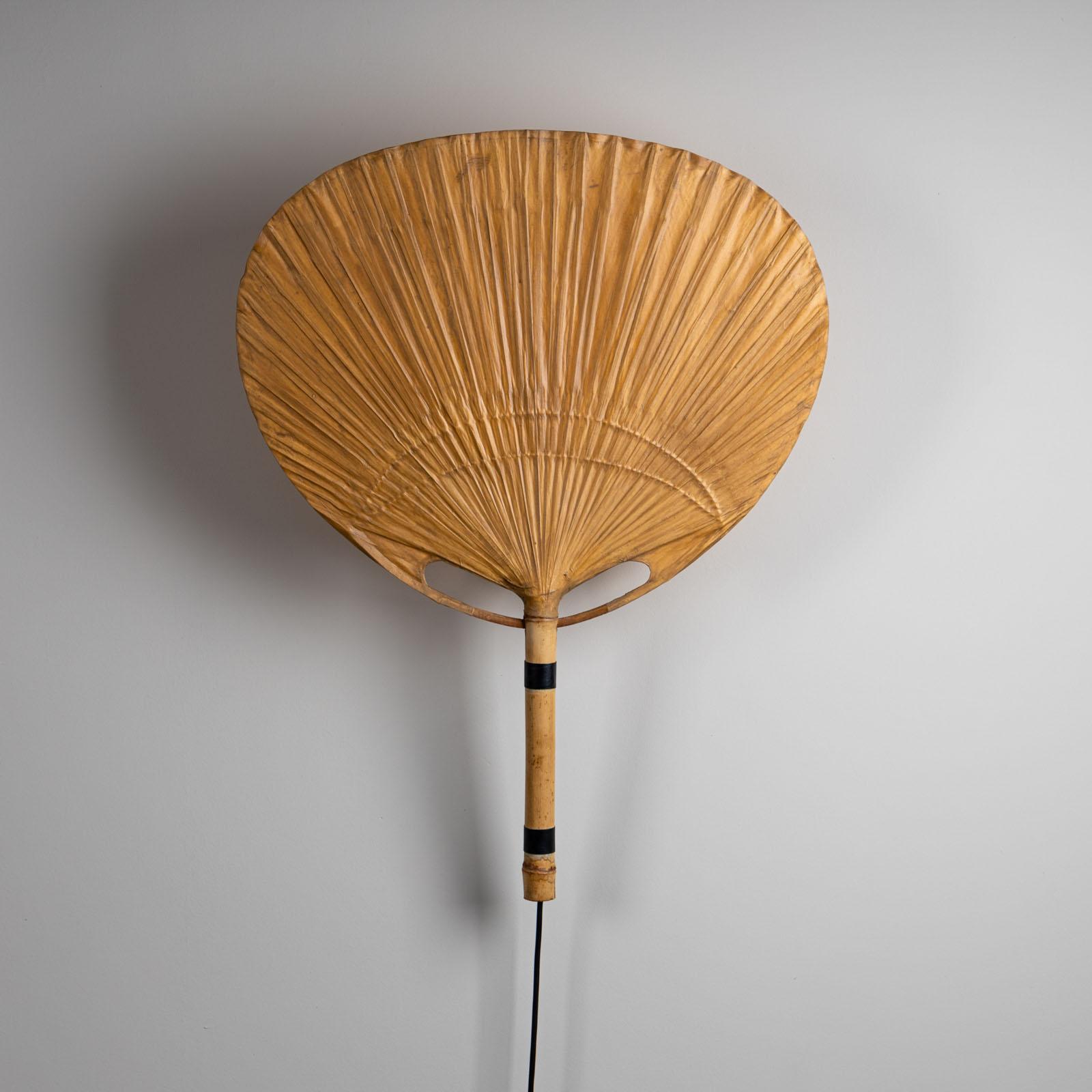 Late 20th Century Wall Lamps Model Uchiwa III by Ingo Maurer for Design M For Sale 3