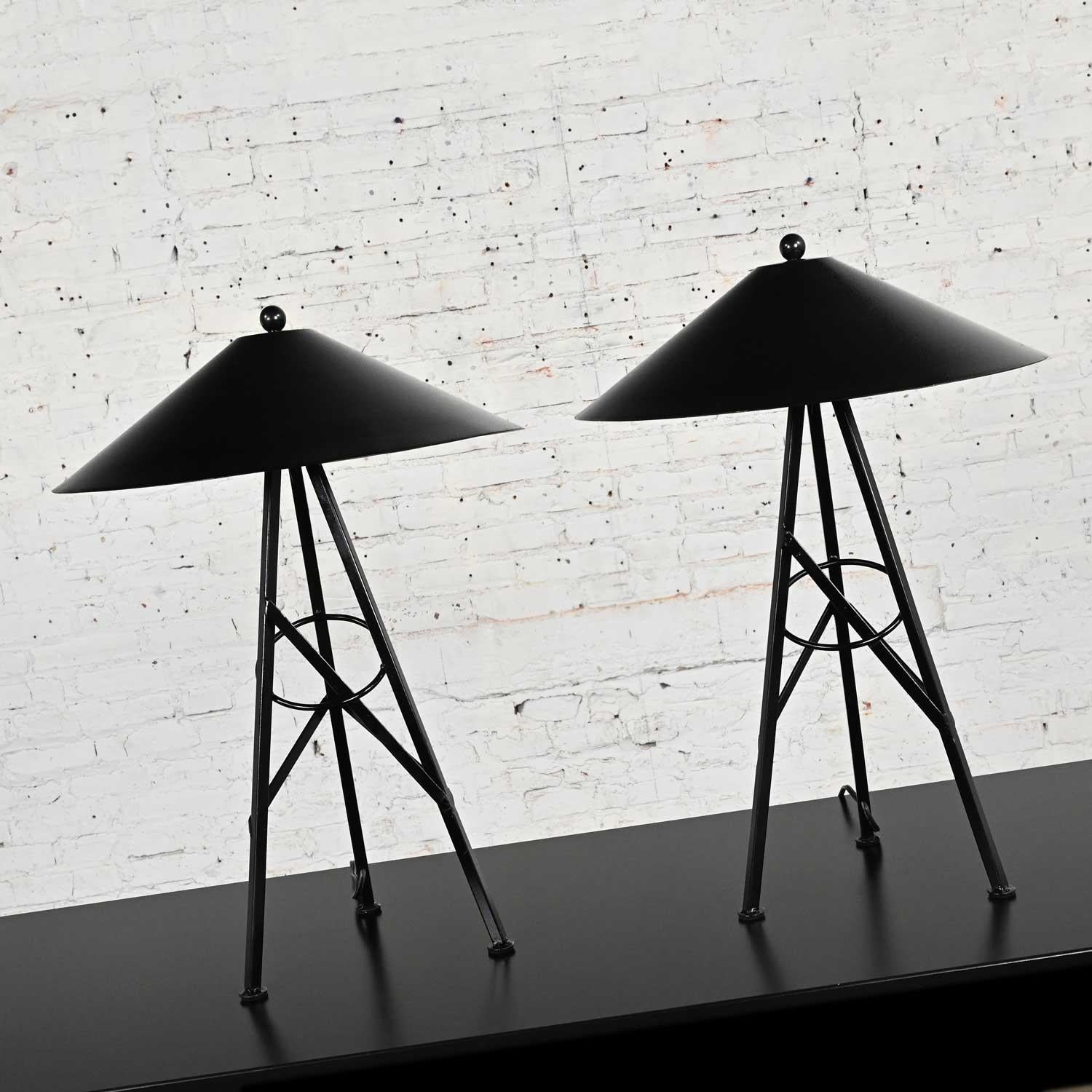 Late 20th Modern to Postmodern Metal Tri Leg Table Lamps Aluminum Coolie Shades For Sale 7