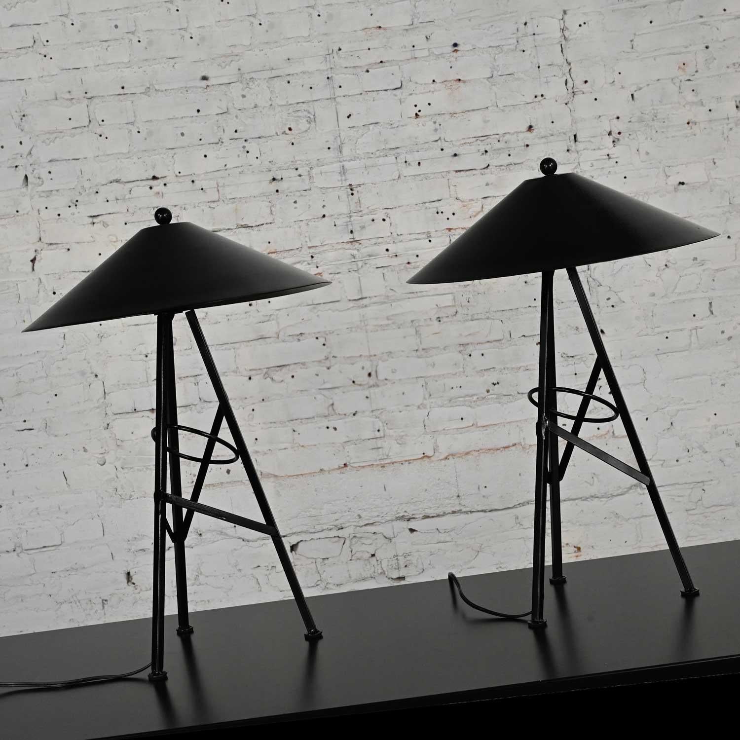 Late 20th Modern to Postmodern Metal Tri Leg Table Lamps Aluminum Coolie Shades For Sale 3