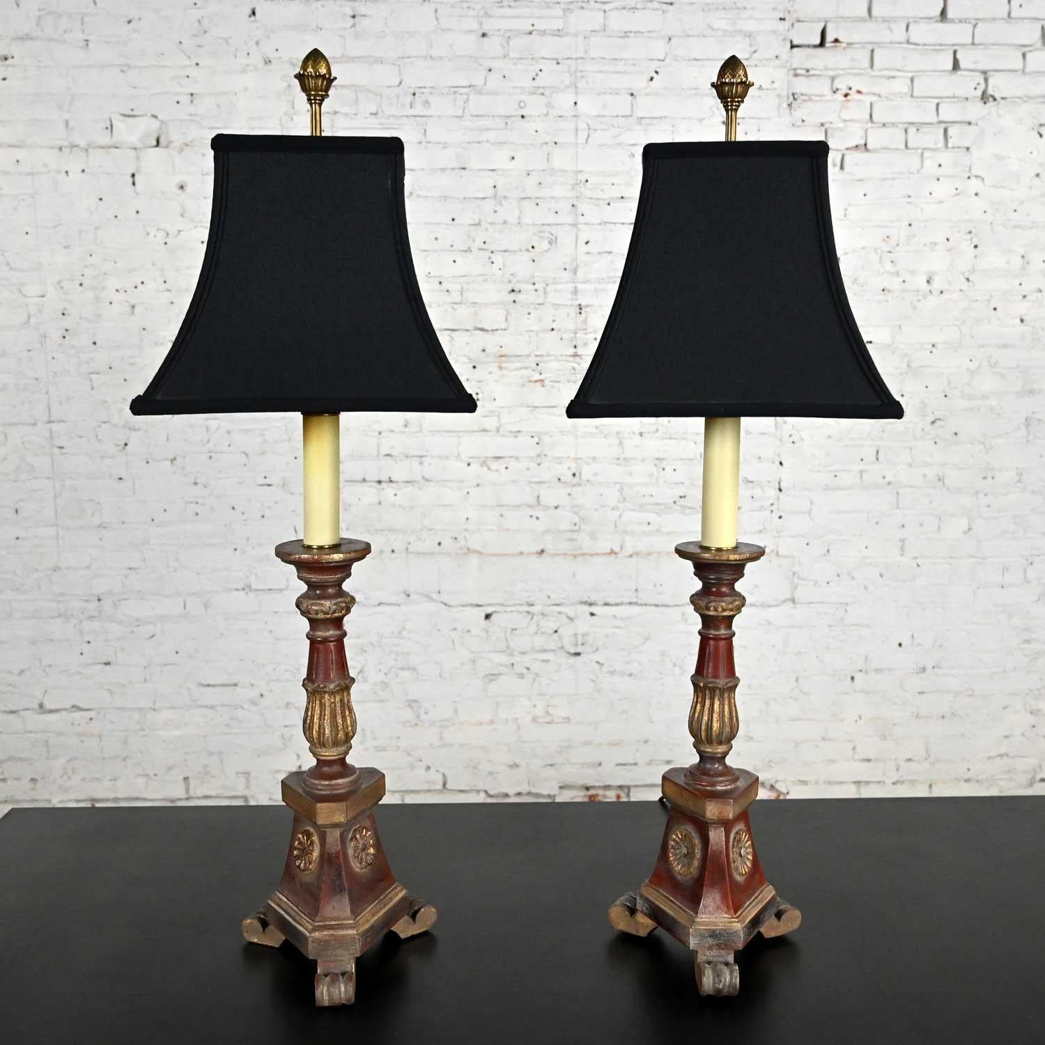 Late 20th Regency Style Chapman Pair Painted & Gilt Carved Wood Candlestick Lamp For Sale 4