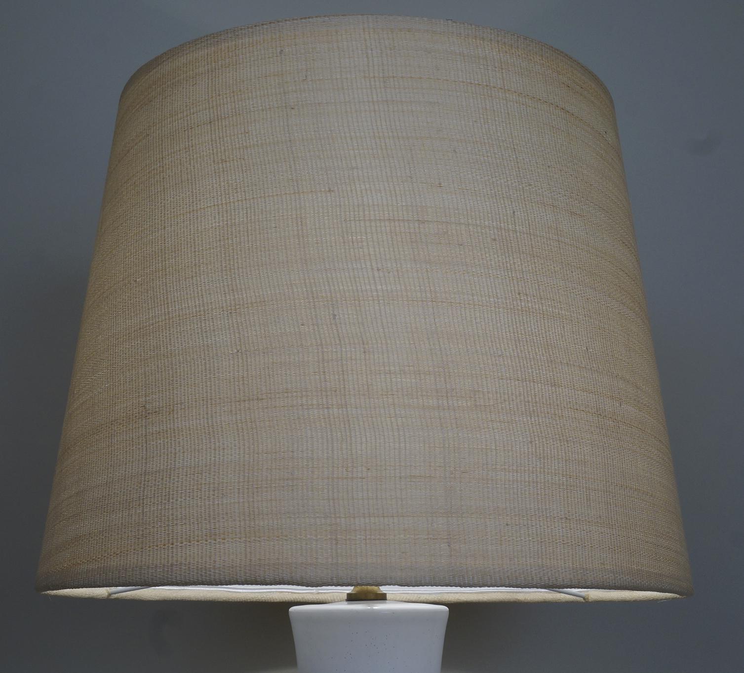 French Late 20th Century White Enameled Ceramic Table Lamp For Sale