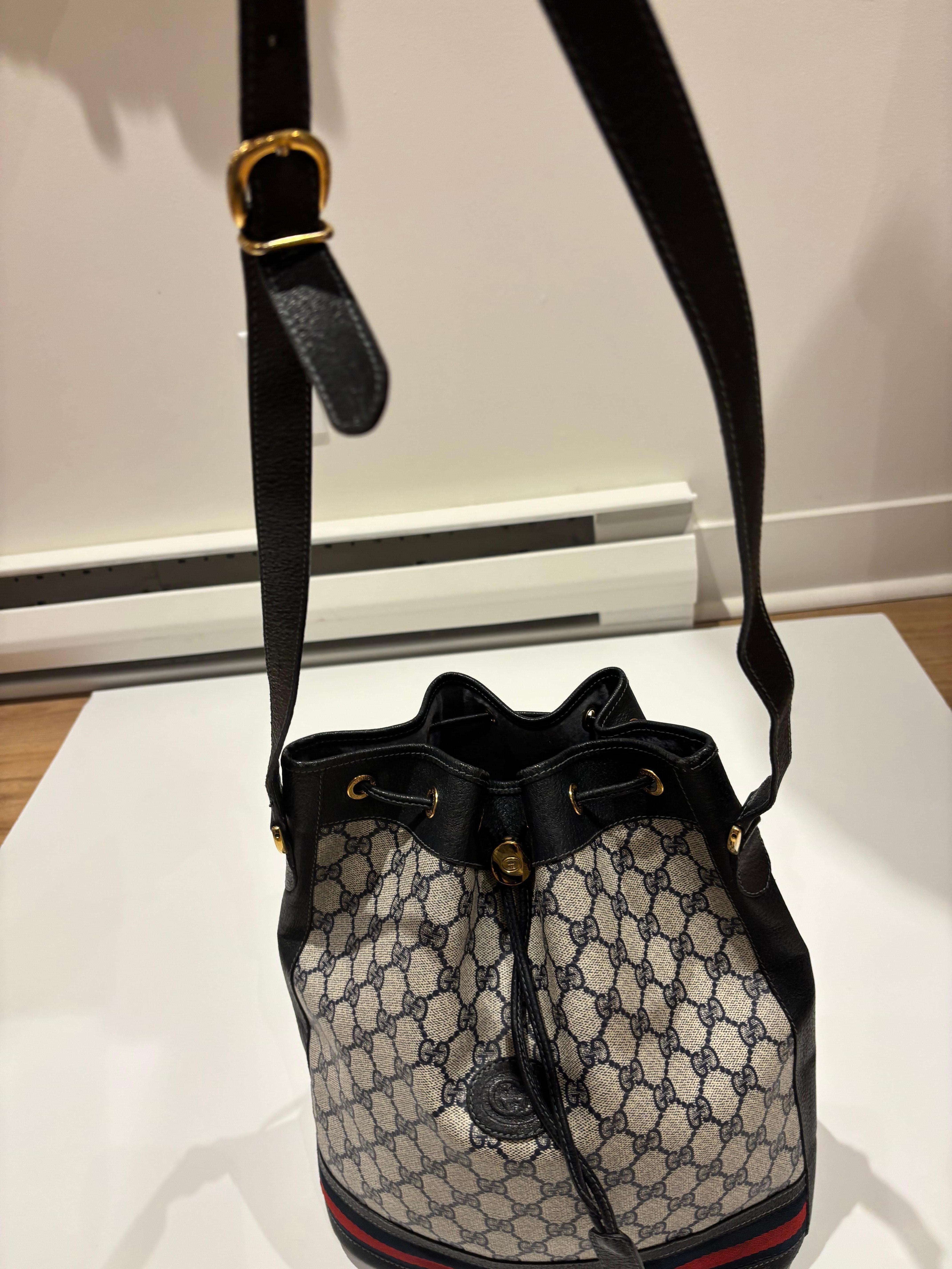 Sac à dos Gucci de la fin des années 80 en très bon état en vente 5