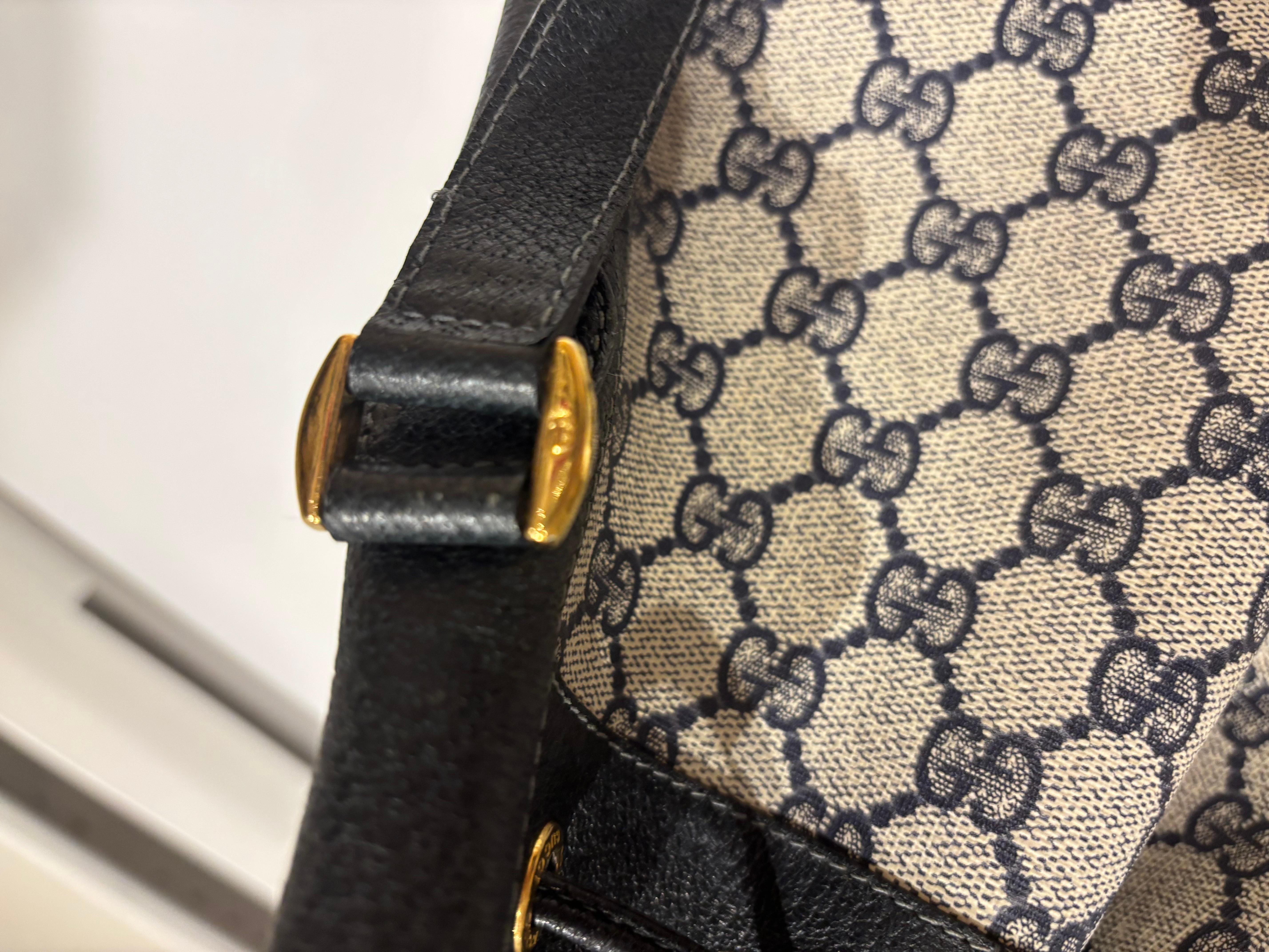 Sac à dos Gucci de la fin des années 80 en très bon état en vente 3