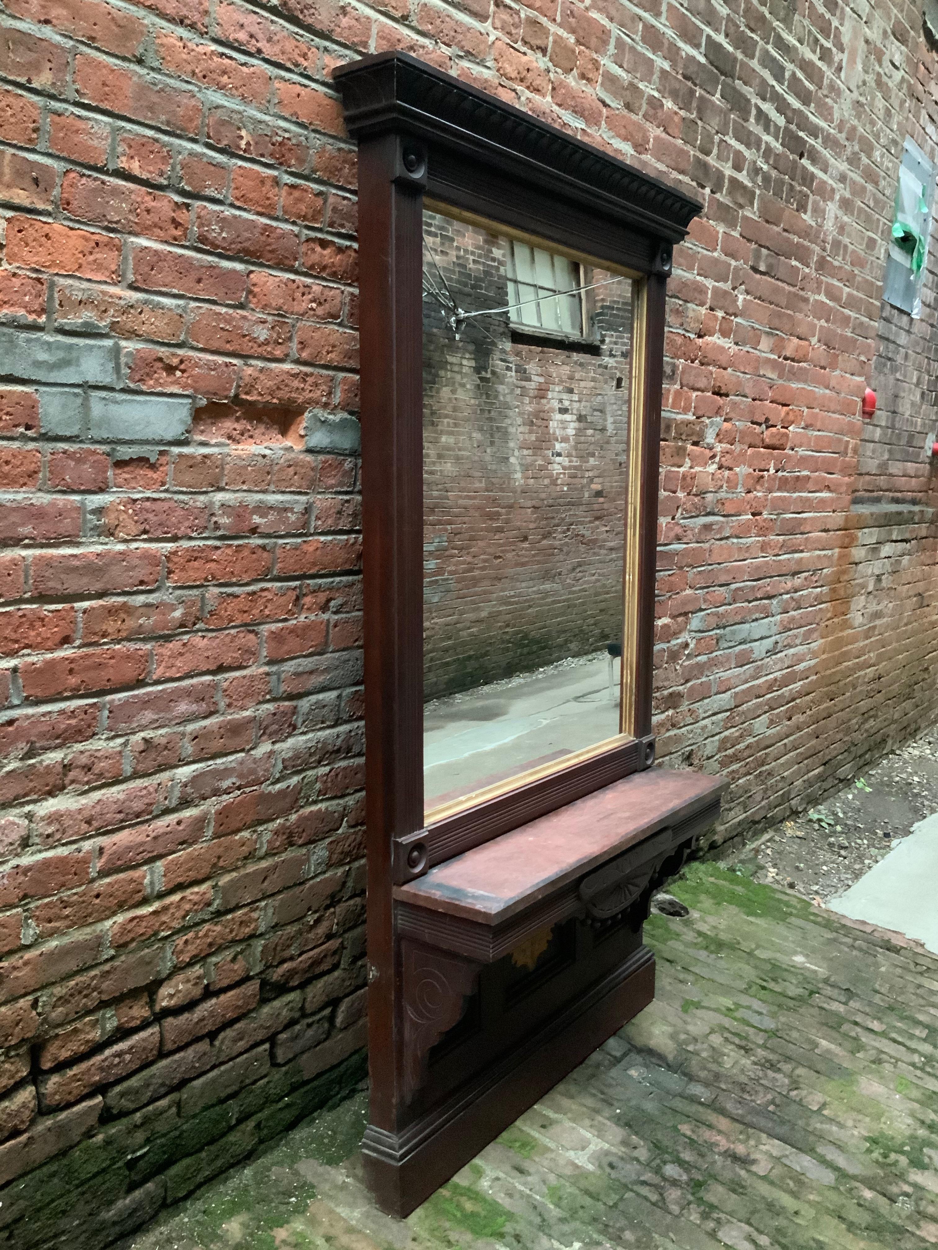 Late American Victorian Walnut and Oak Leaf Pier Mirror In Good Condition In Garnerville, NY