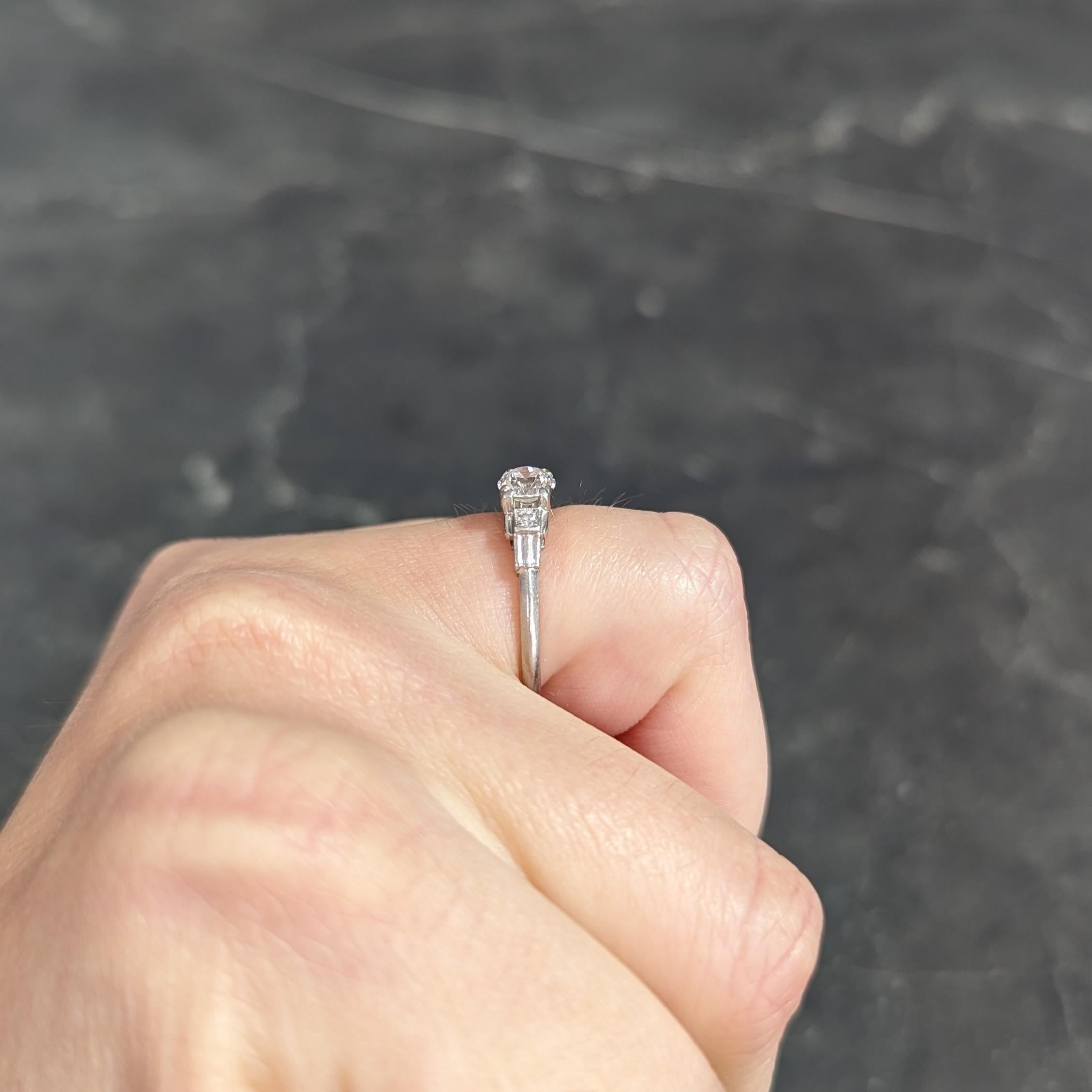 Late Art Deco 0.50 Carat Old European Cut Diamond Platinum Engagement Ring For Sale 7
