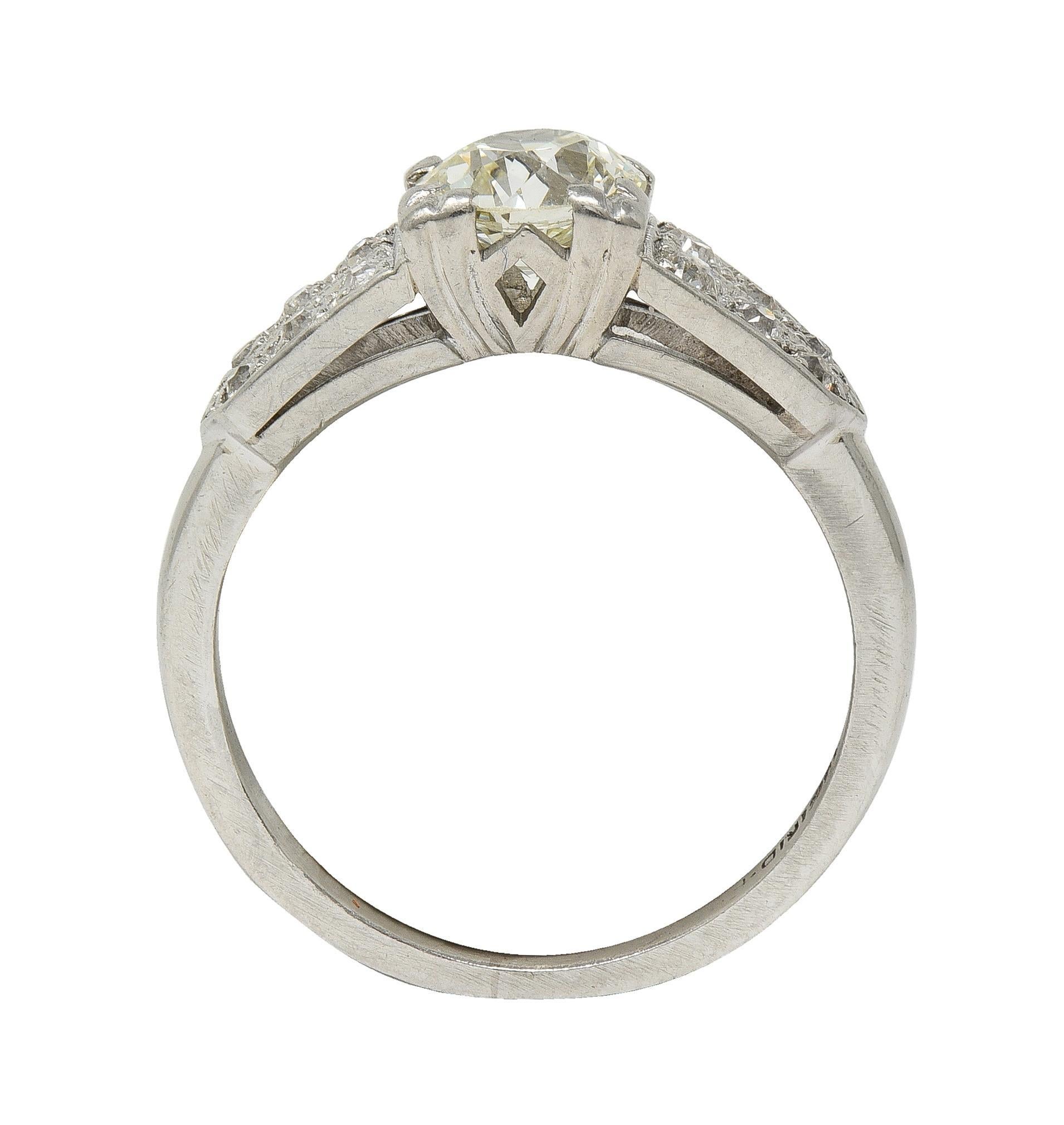 Taglio antico europeo Anello di fidanzamento vintage in platino con diamante europeo di 1,10 CTW in stile tardo Art Deco in vendita