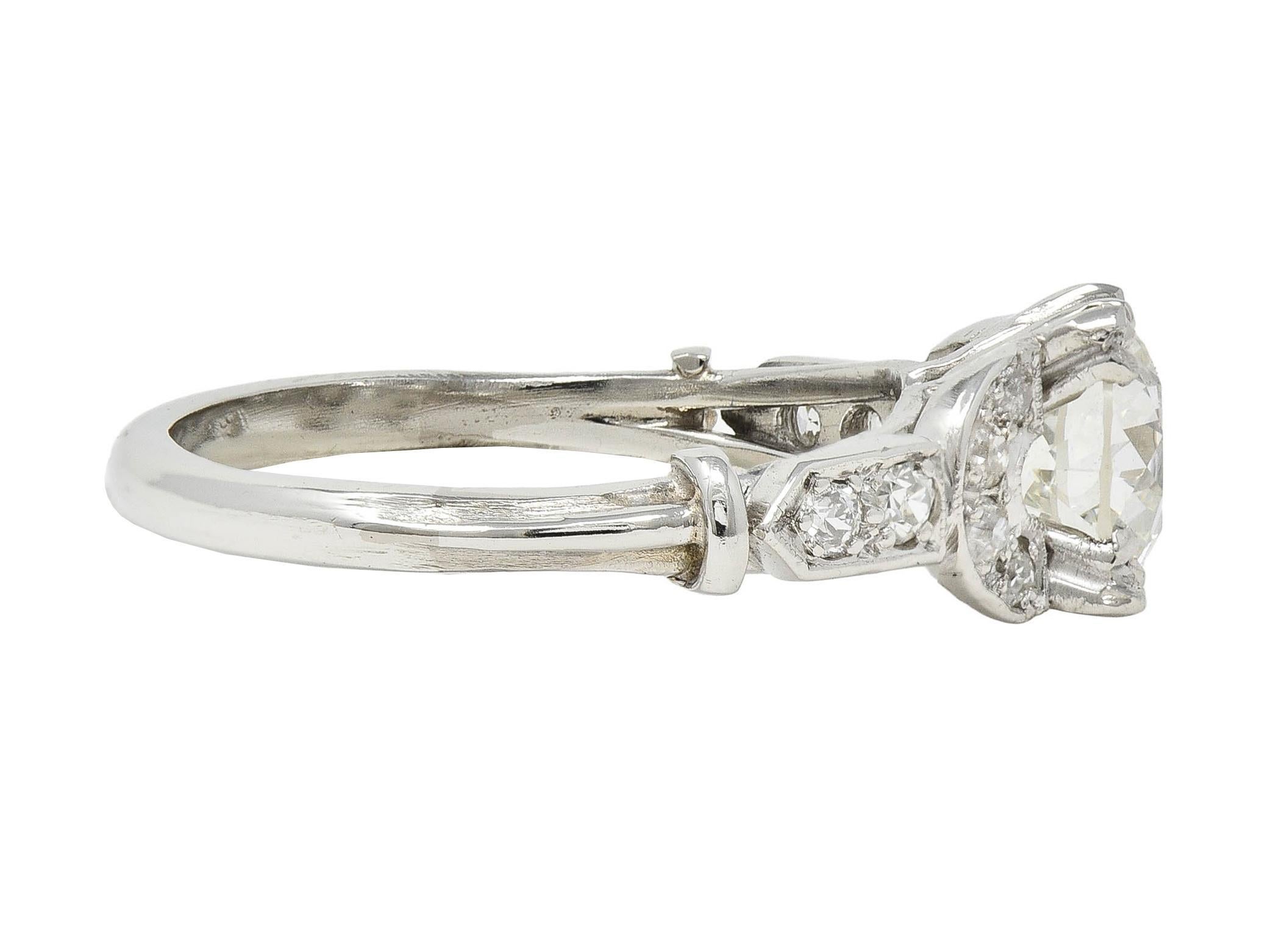 Art Déco Anello di fidanzamento vintage in platino con diamante 1,39 CTW in stile tardo Art Deco, GIA in vendita