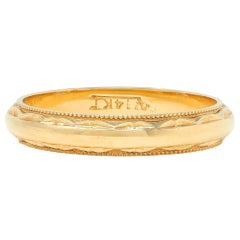 Late Art Deco 14 Karat Yellow Gold Vintage Wedding Band Ring